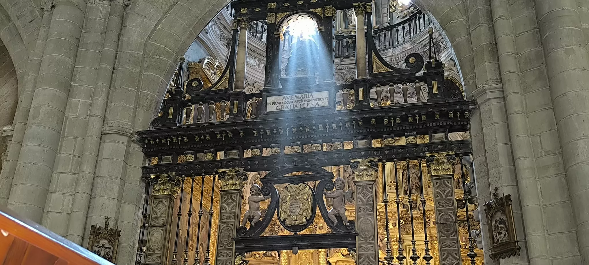 Asoleo de la Inmaculada Concepción en la Catedral de Huesca. Foto Joaquín Sarvisé