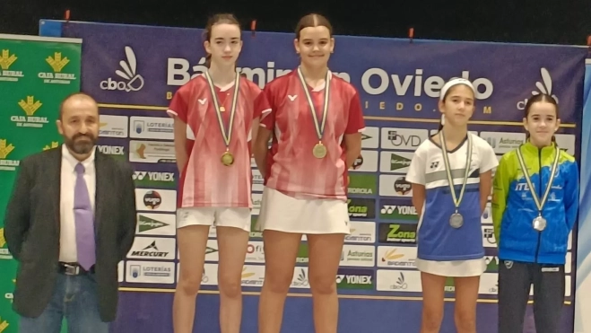 Lucía Rodríguez, campeona dobles femenino en Oviedo Lucía Rodríguez, campeona dobles femenino en Oviedo