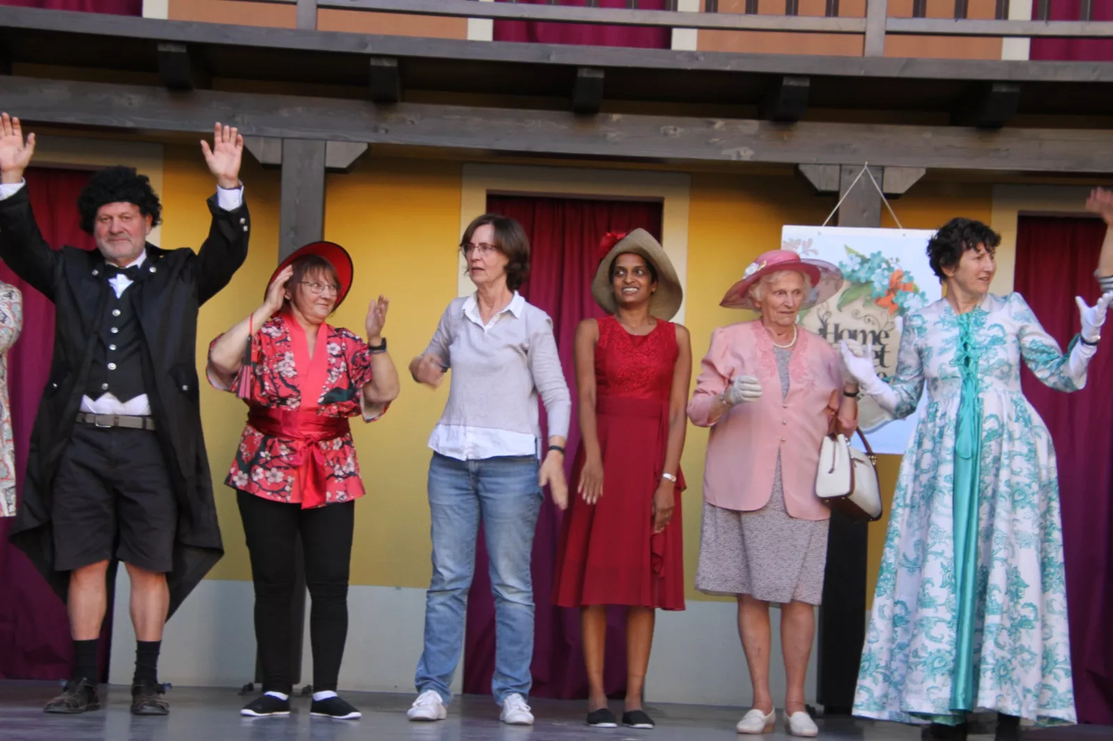 Encuentro hispano francés de teatro en el Corral de Comedias de Robres. Foto Carlos Neofato