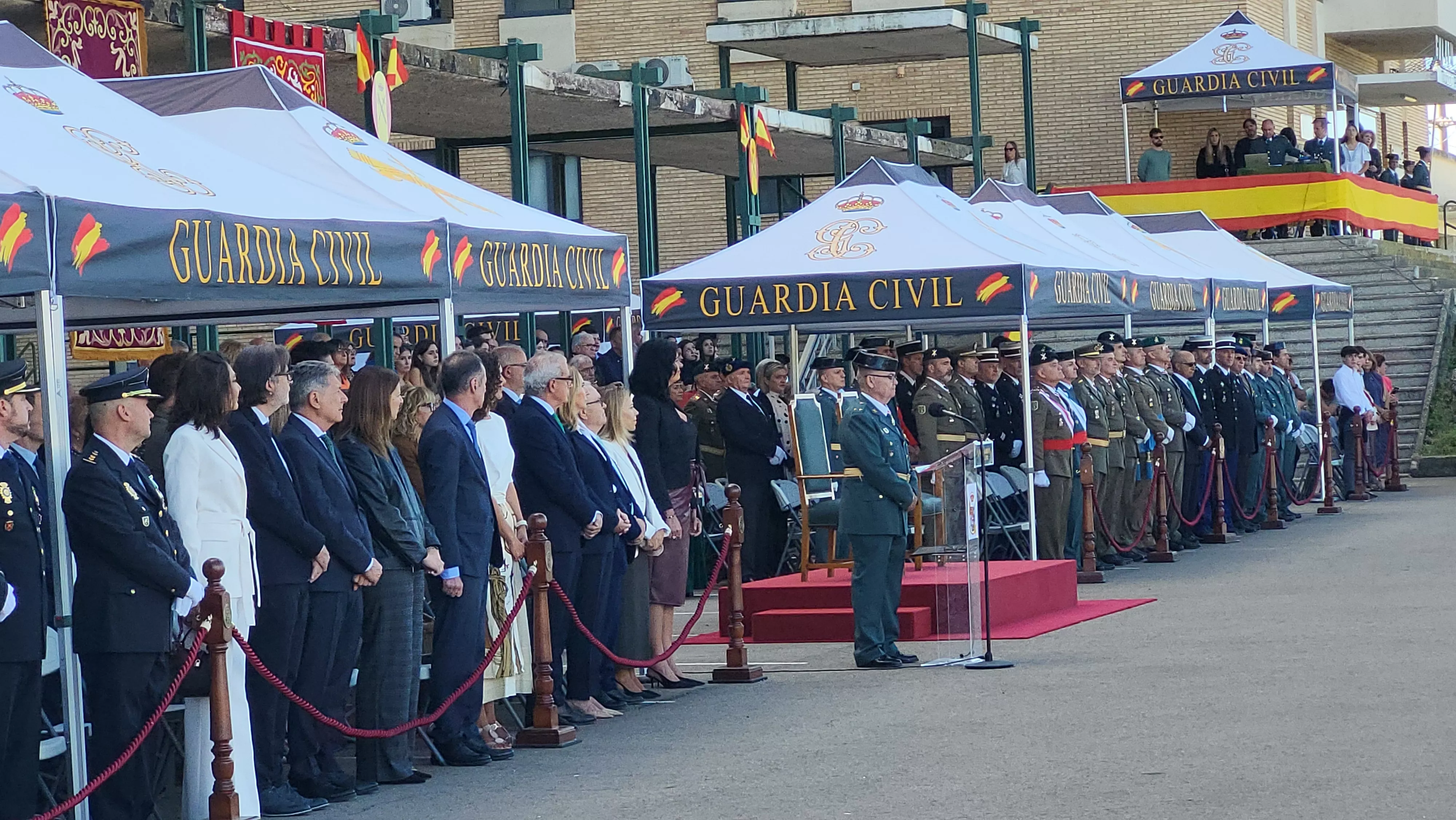 Celebración de la Guardia Civil de su festividad de la Virgen del Pilar en Huesca. Foto Mercedes Manterola