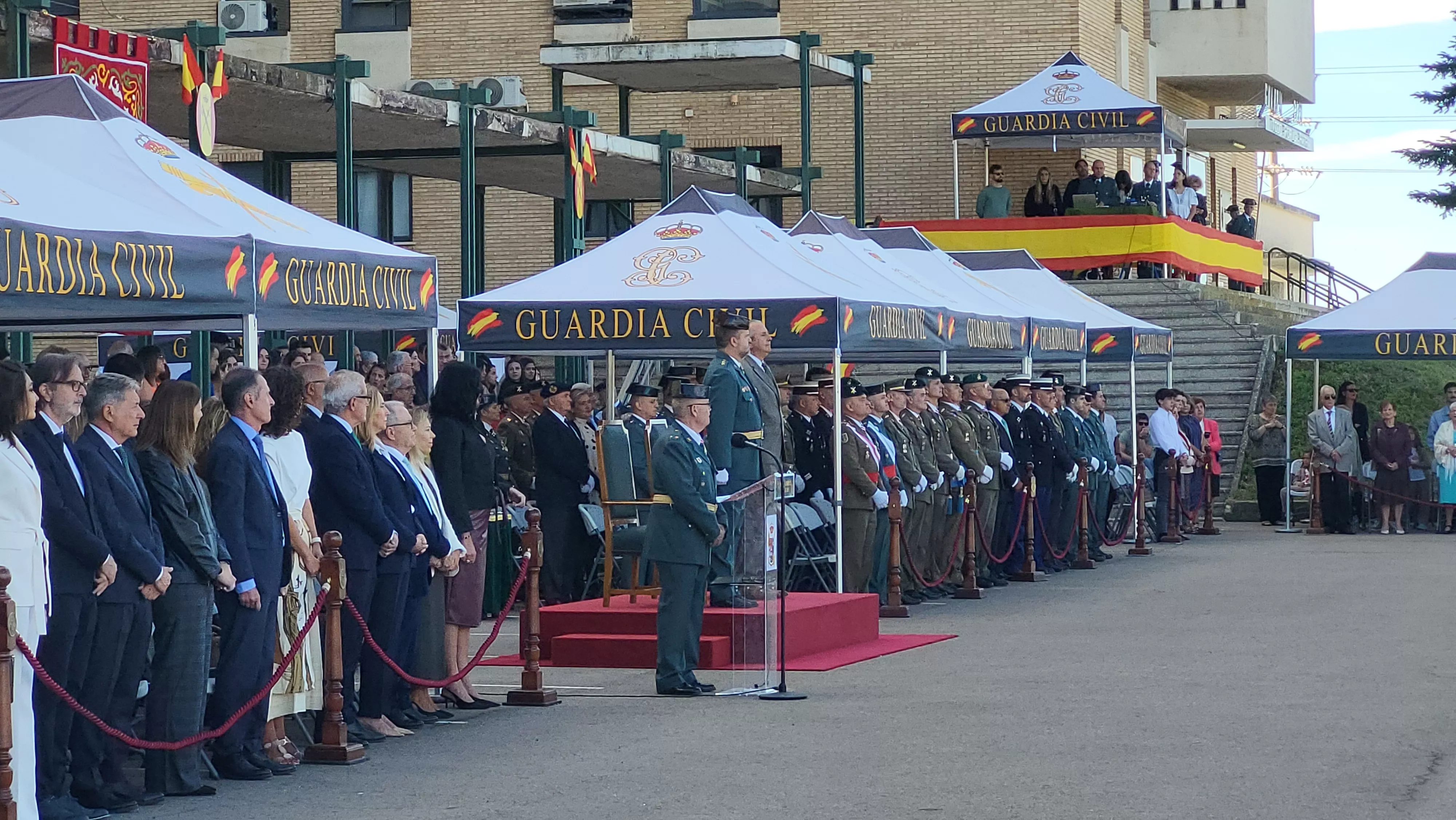 Celebración de la Guardia Civil de su festividad de la Virgen del Pilar en Huesca. Foto Mercedes Manterola