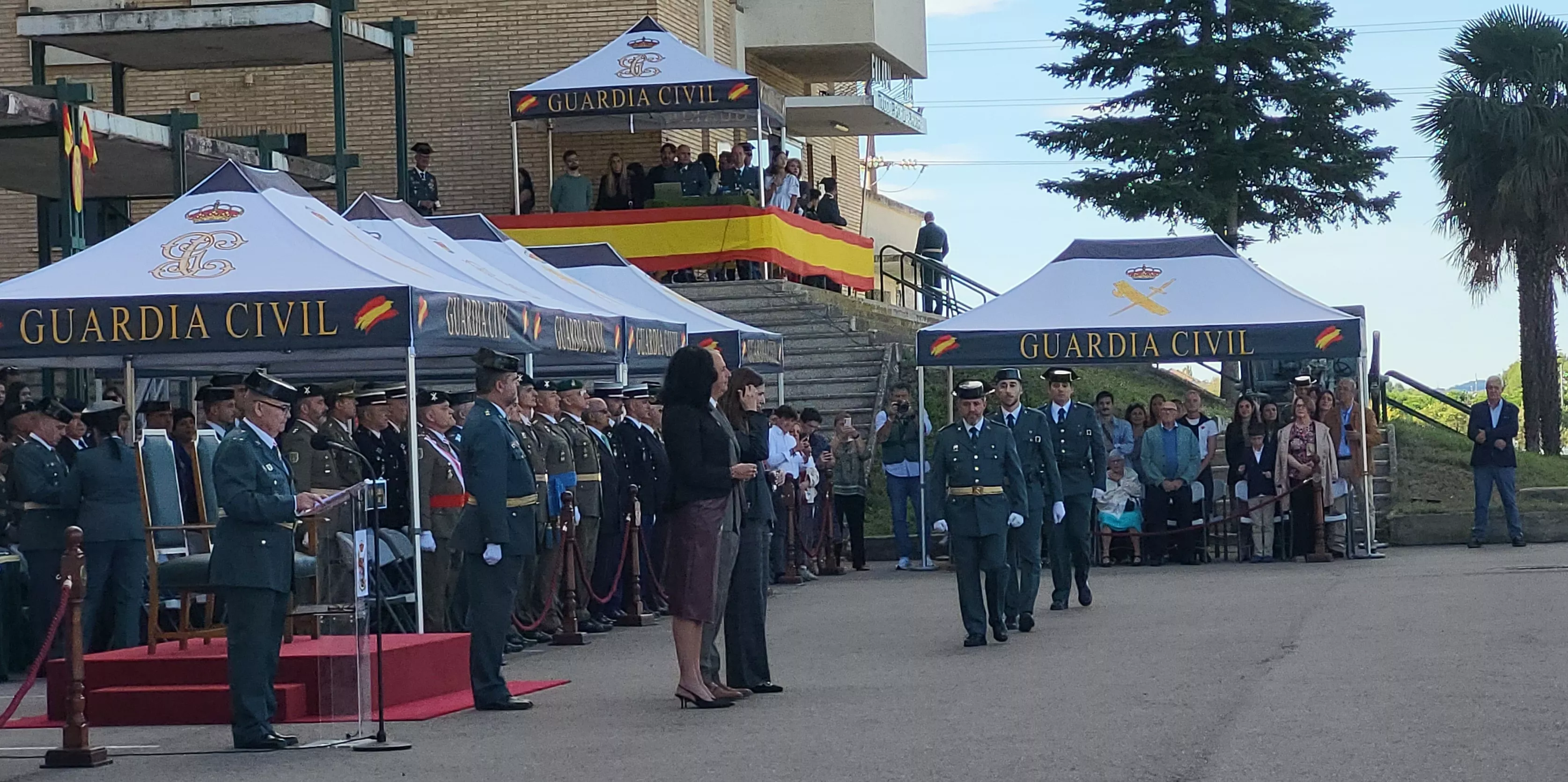 Celebración de la Guardia Civil de su festividad de la Virgen del Pilar en Huesca. Foto Mercedes Manterola
