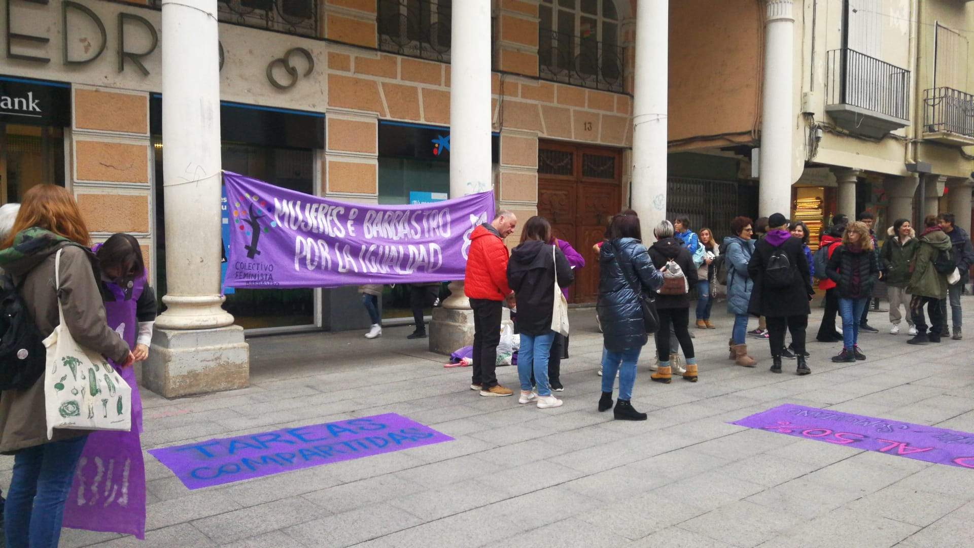 Concentración del 8M del Colectivo Feminista de Barbastro