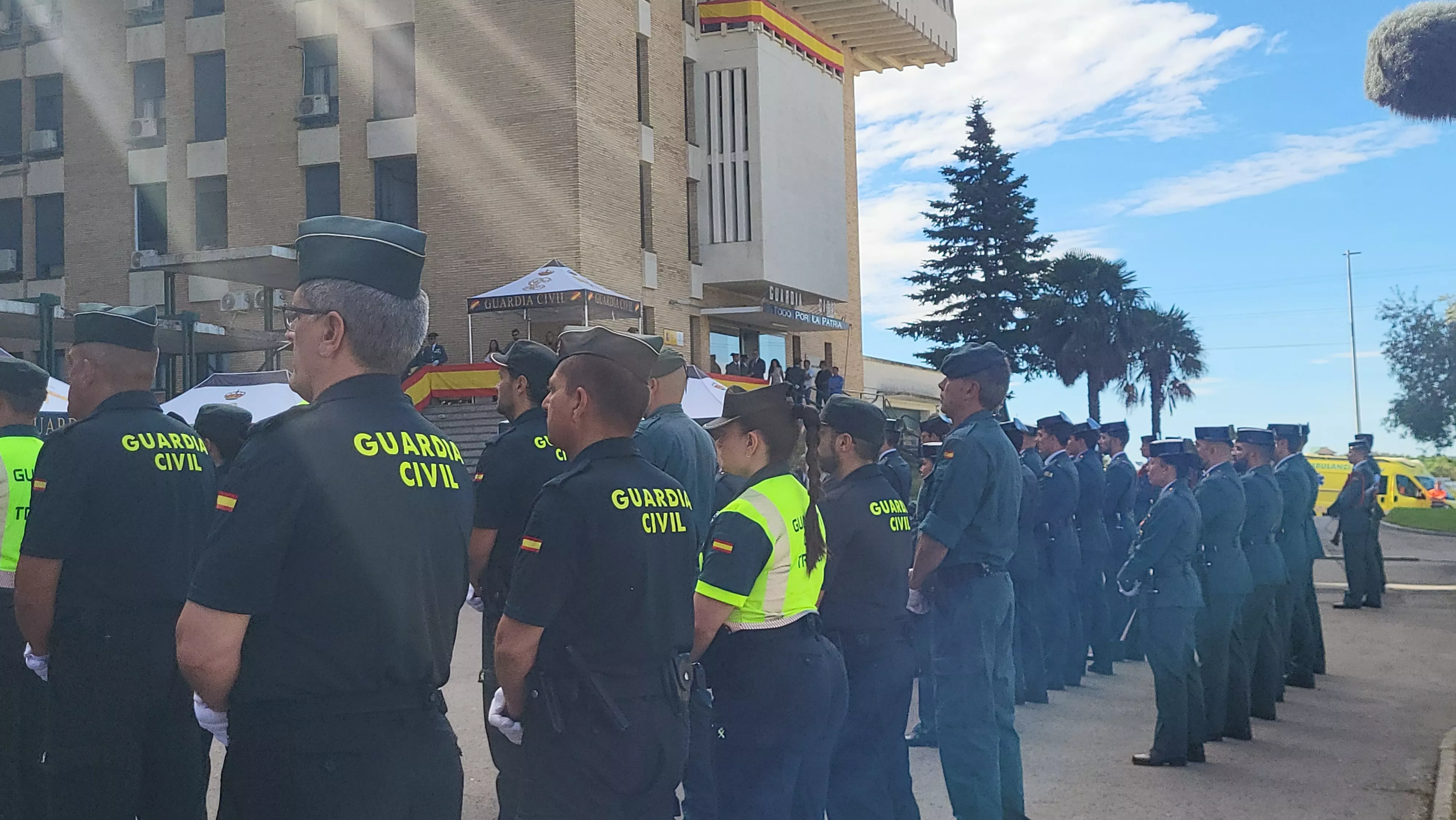Celebración de la Guardia Civil de su festividad de la Virgen del Pilar en Huesca. Foto Mercedes Manterola