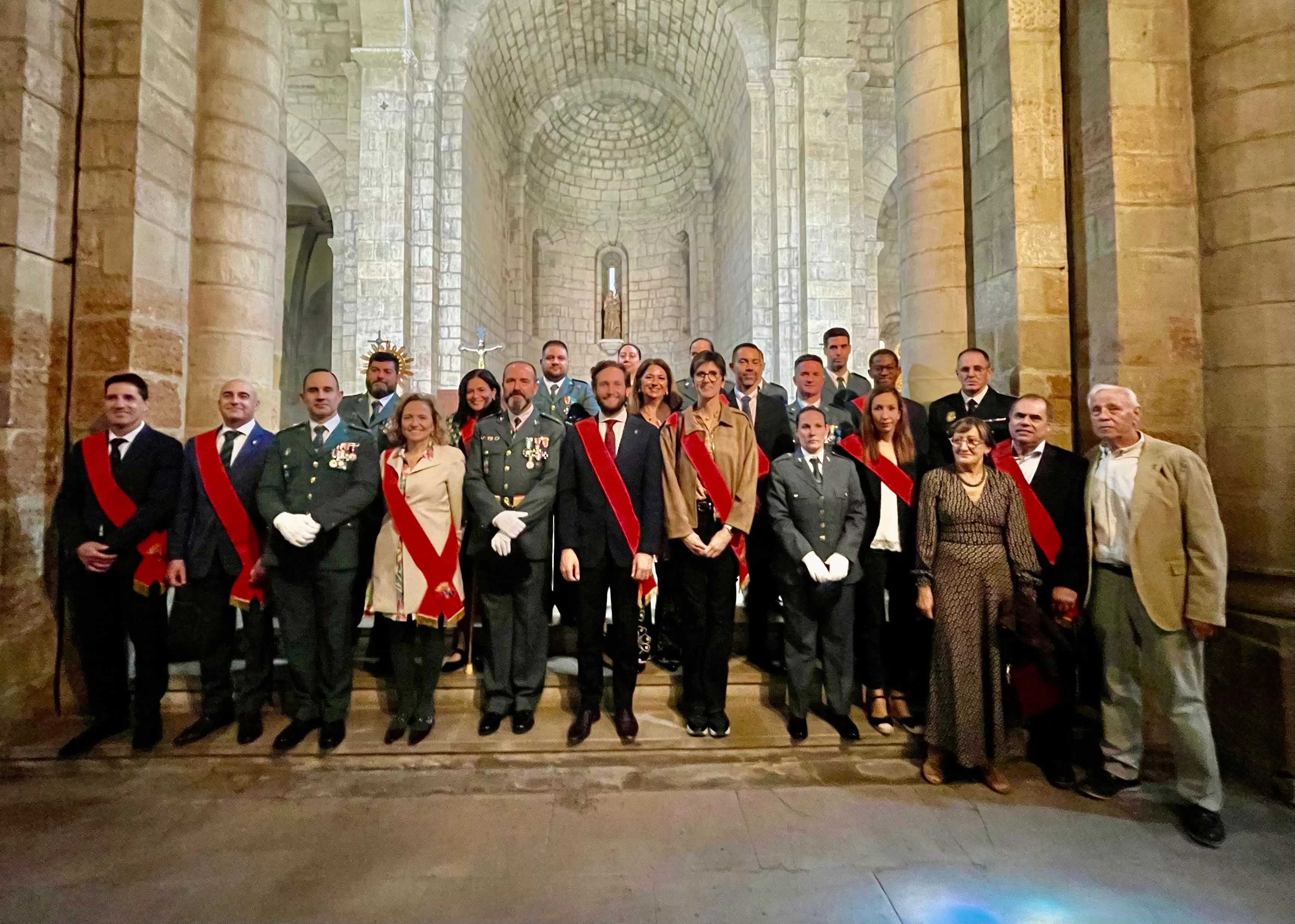 Virgen del Pilar, patrona de la Guardia Civil, en Monzón
