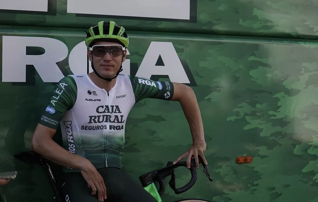 Fernando Barceló renueva con Caja Rural.
