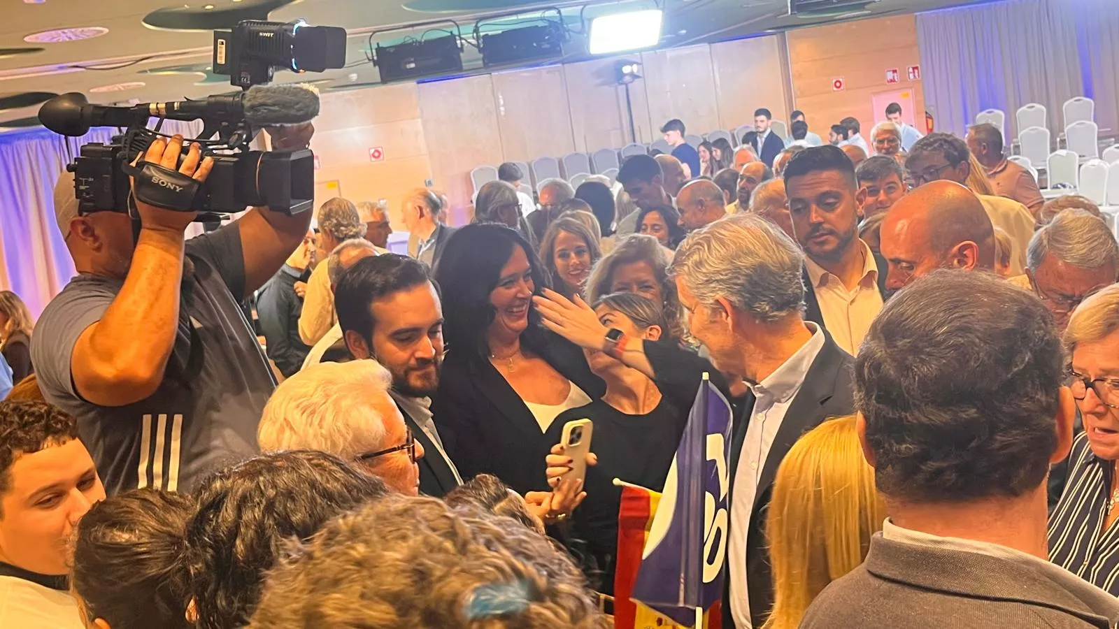 Acto público de Alberto Núñez Feijóo en Huesca. Foto Mercedes Manterola