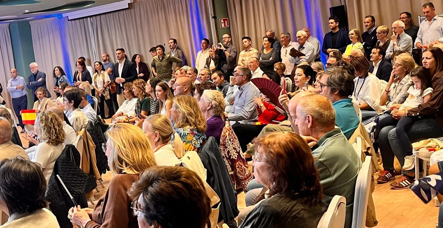 Acto público de Alberto Núñez Feijóo en Huesca. Foto Mercedes Manterola