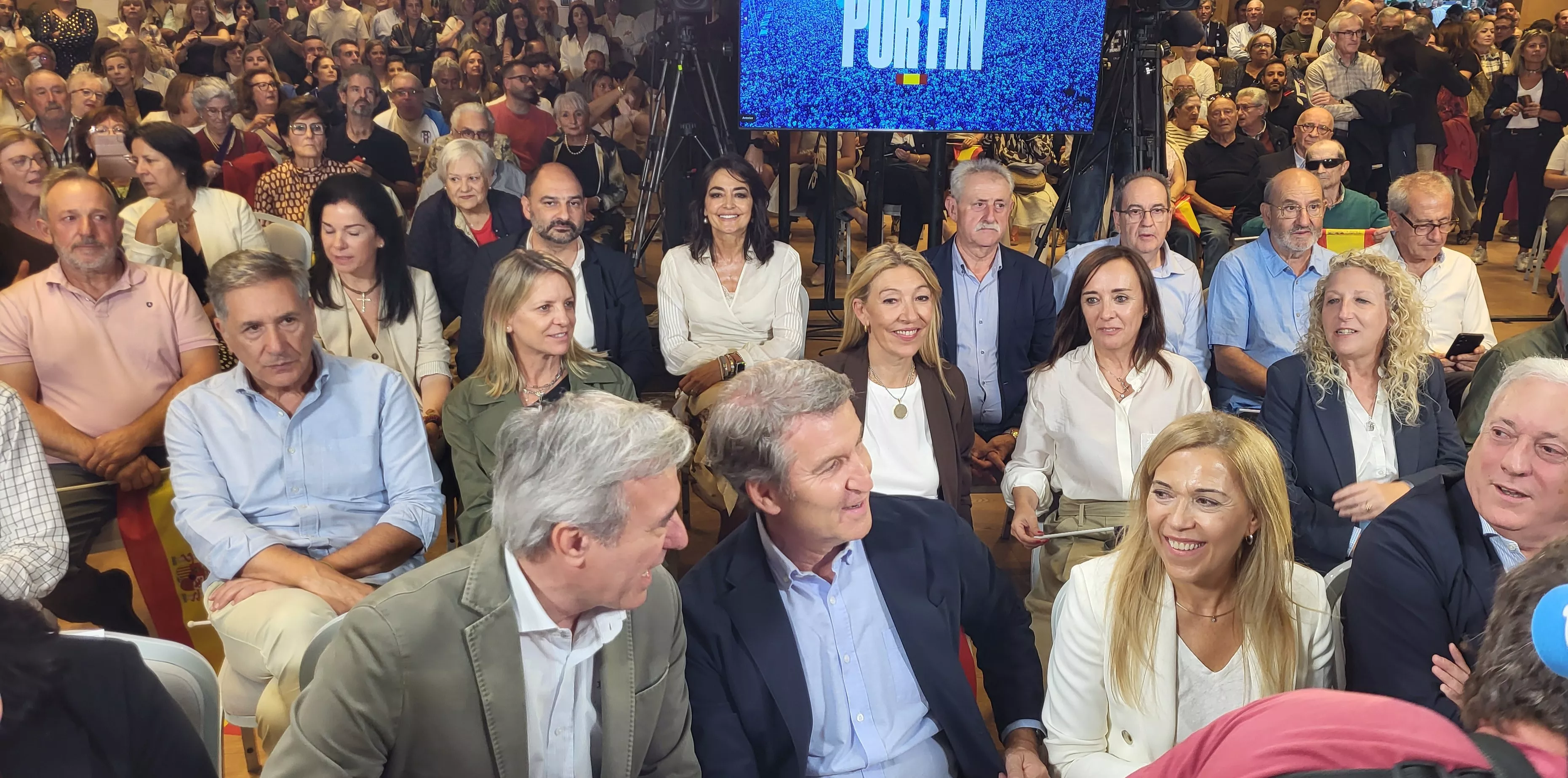 Acto público de Alberto Núñez Feijóo en Huesca. Foto Mercedes Manterola