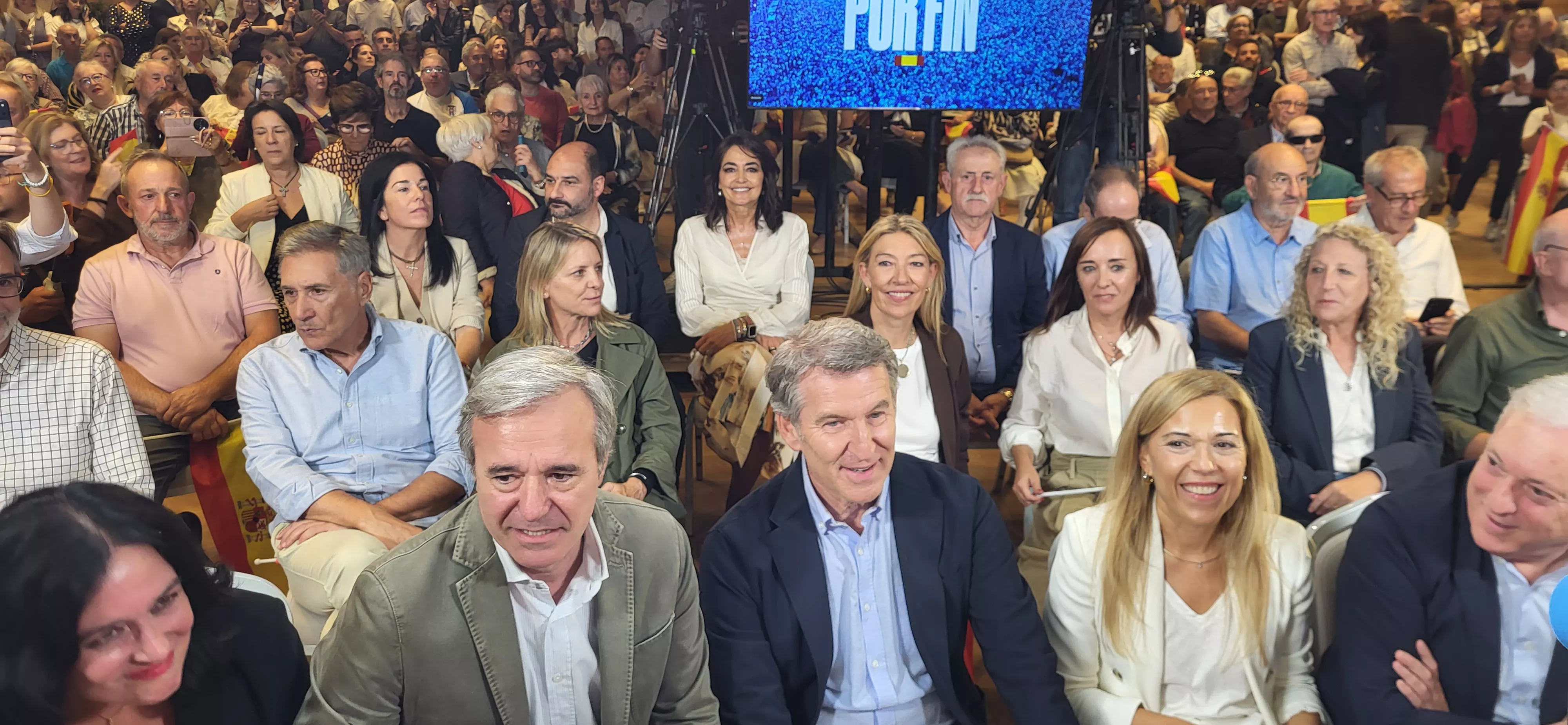 Acto público de Alberto Núñez Feijóo en Huesca. Foto Mercedes Manterola
