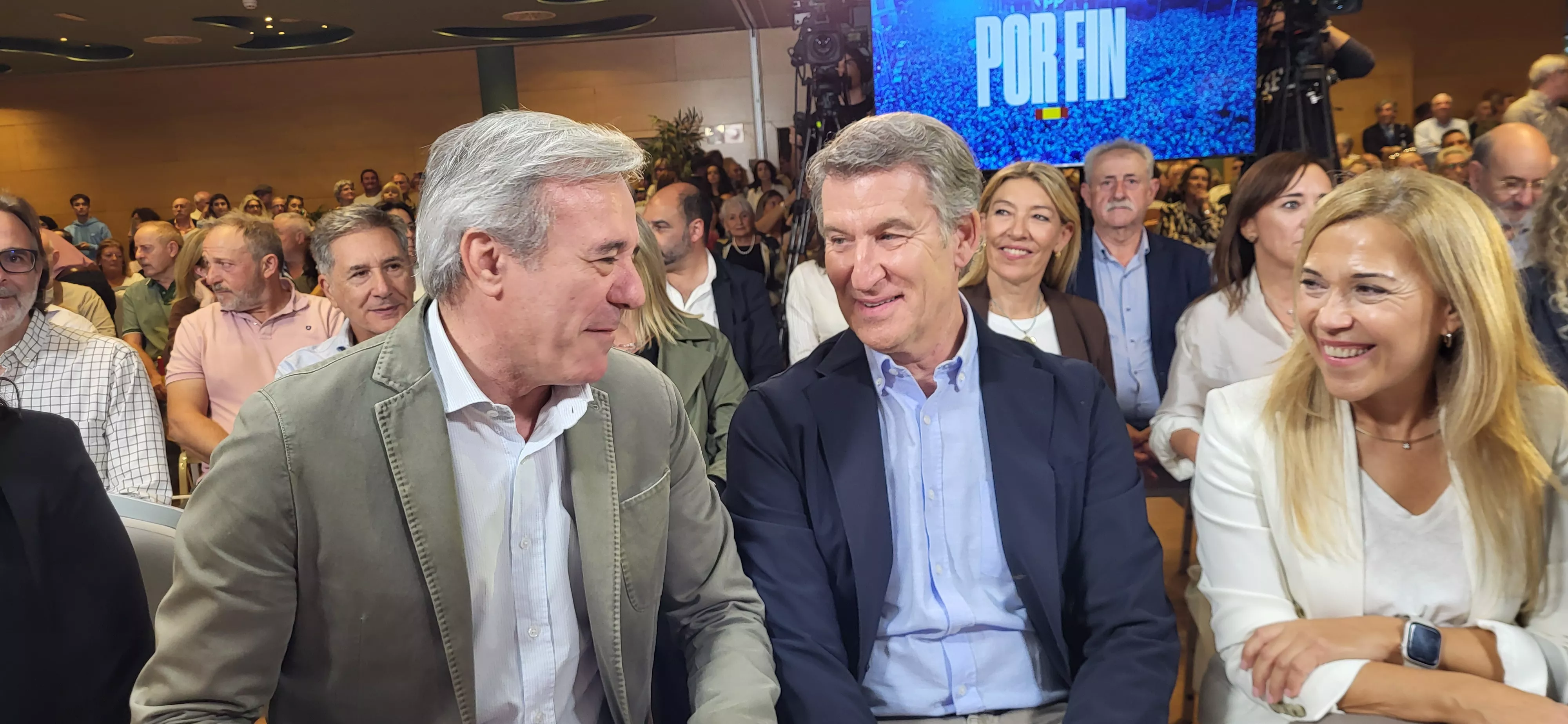 Acto público de Alberto Núñez Feijóo en Huesca. Foto Mercedes Manterola