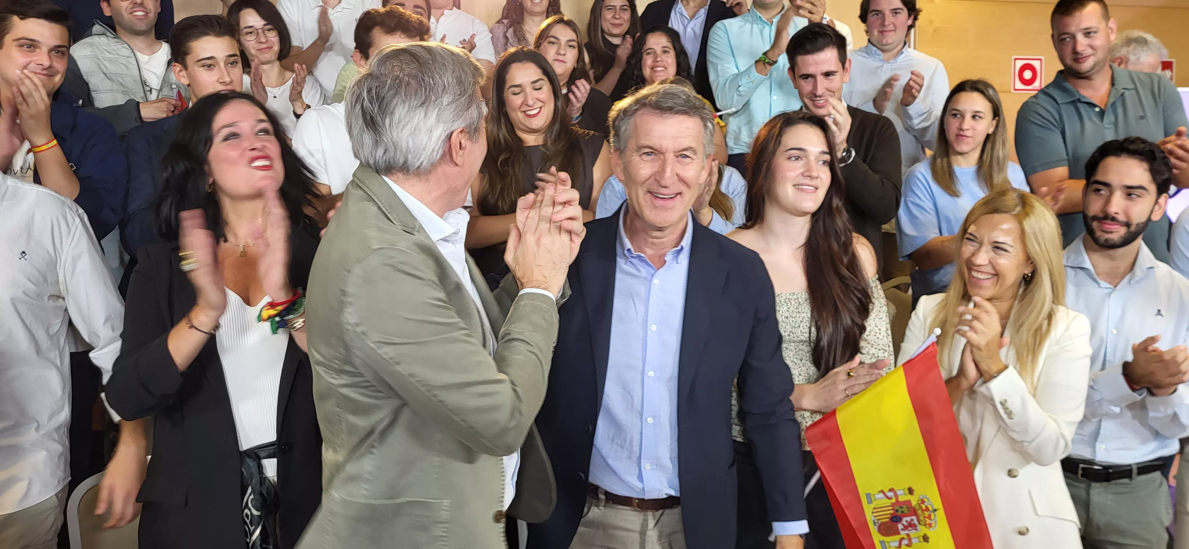 Acto público de Alberto Núñez Feijóo en Huesca. Foto Mercedes Manterola