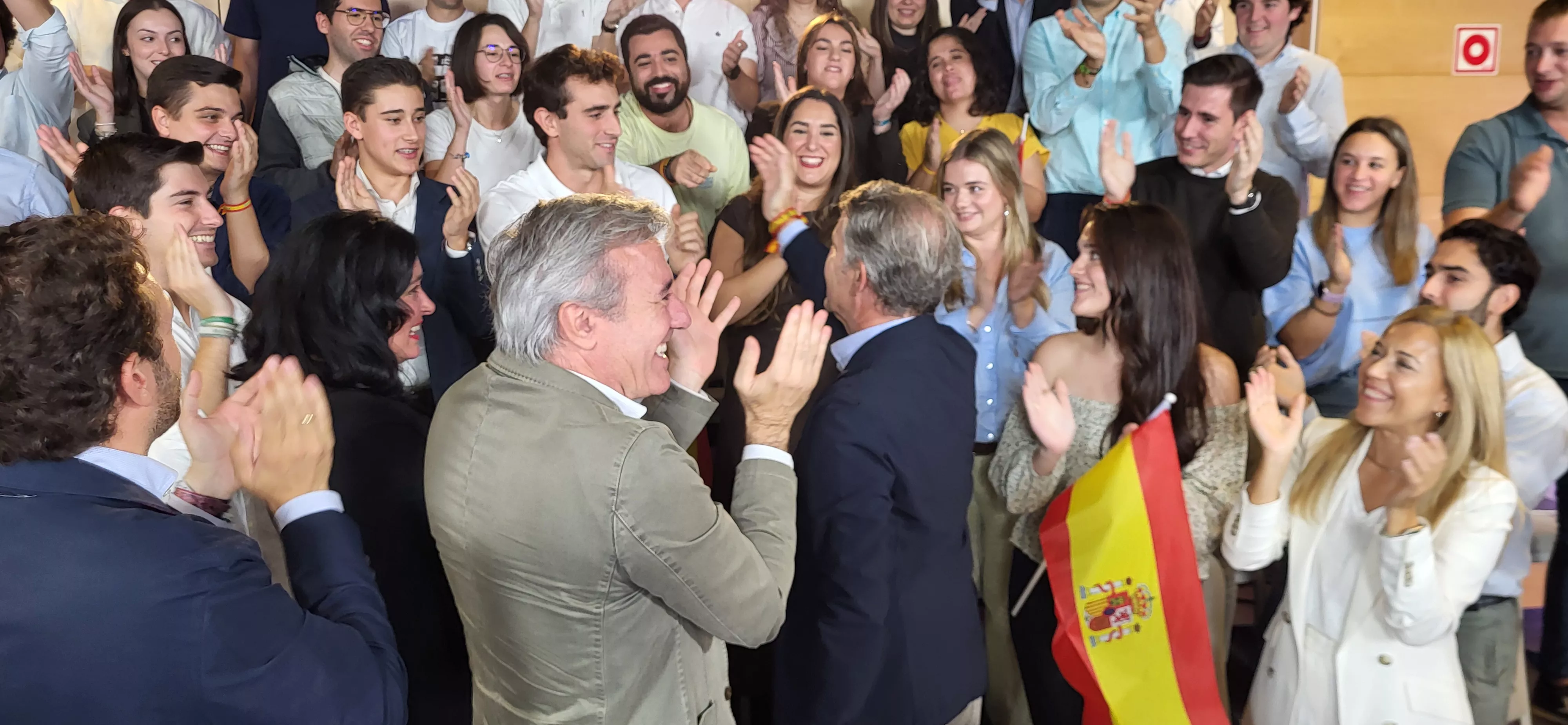 Acto público de Alberto Núñez Feijóo en Huesca. Foto Mercedes Manterola