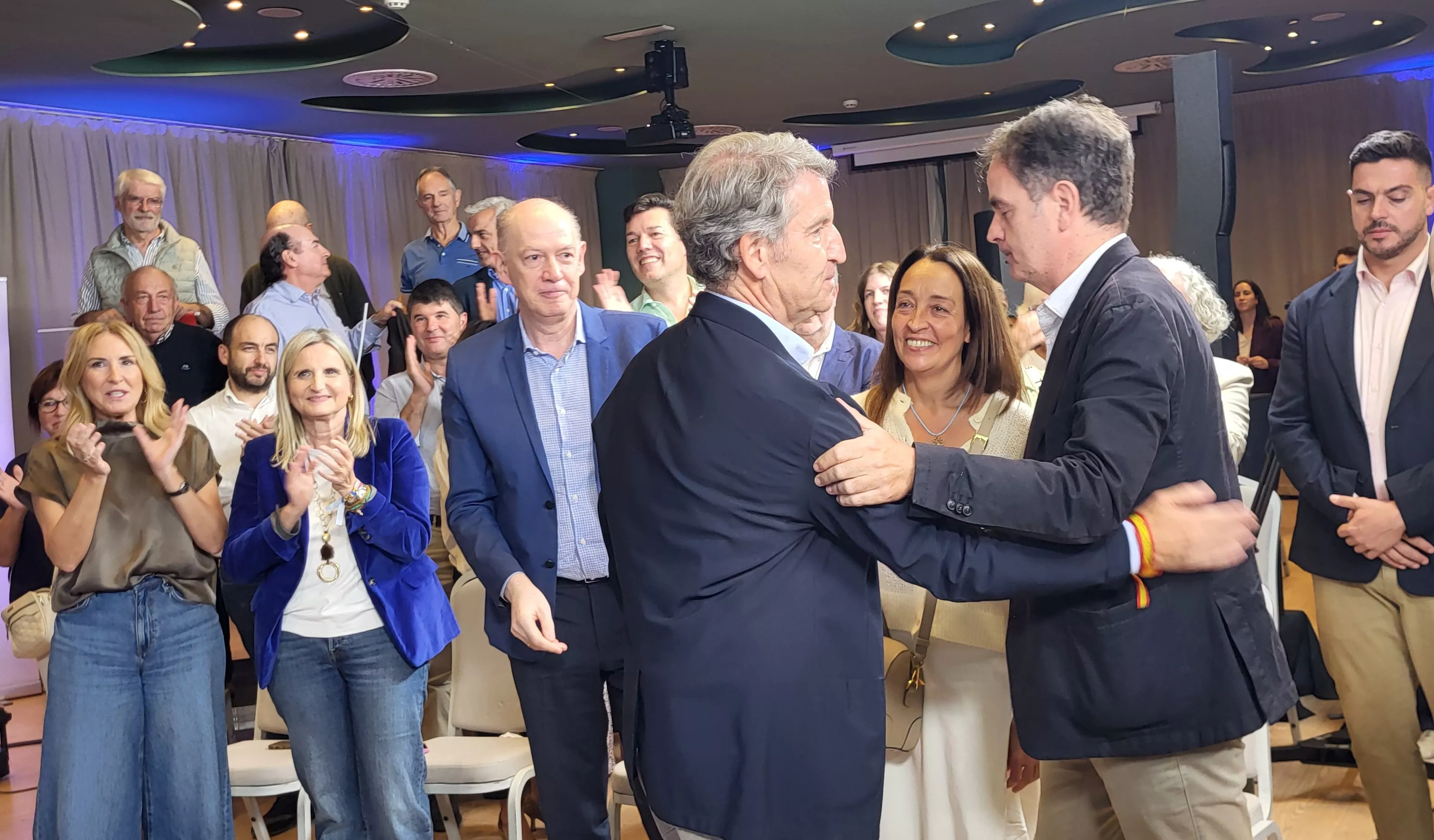 Acto público de Alberto Núñez Feijóo en Huesca. Foto Mercedes Manterola