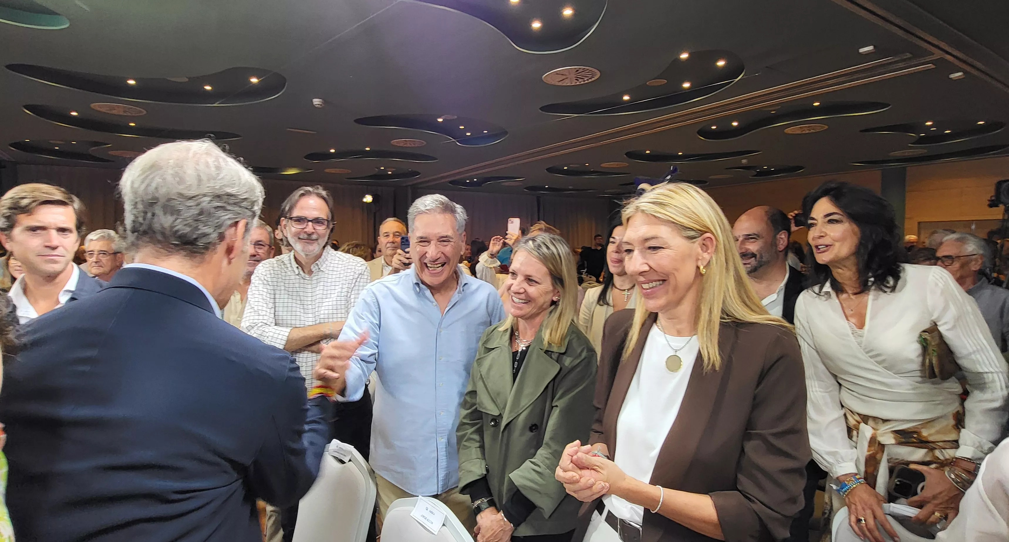 Acto público de Alberto Núñez Feijóo en Huesca. Foto Mercedes Manterola