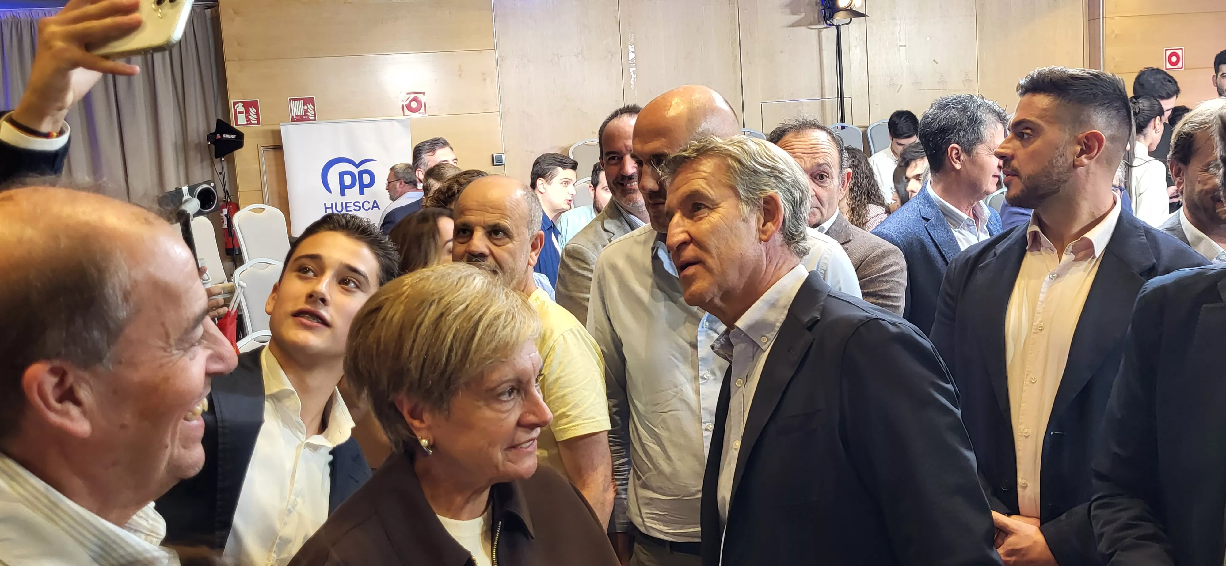 Acto público de Alberto Núñez Feijóo en Huesca. Foto Mercedes Manterola