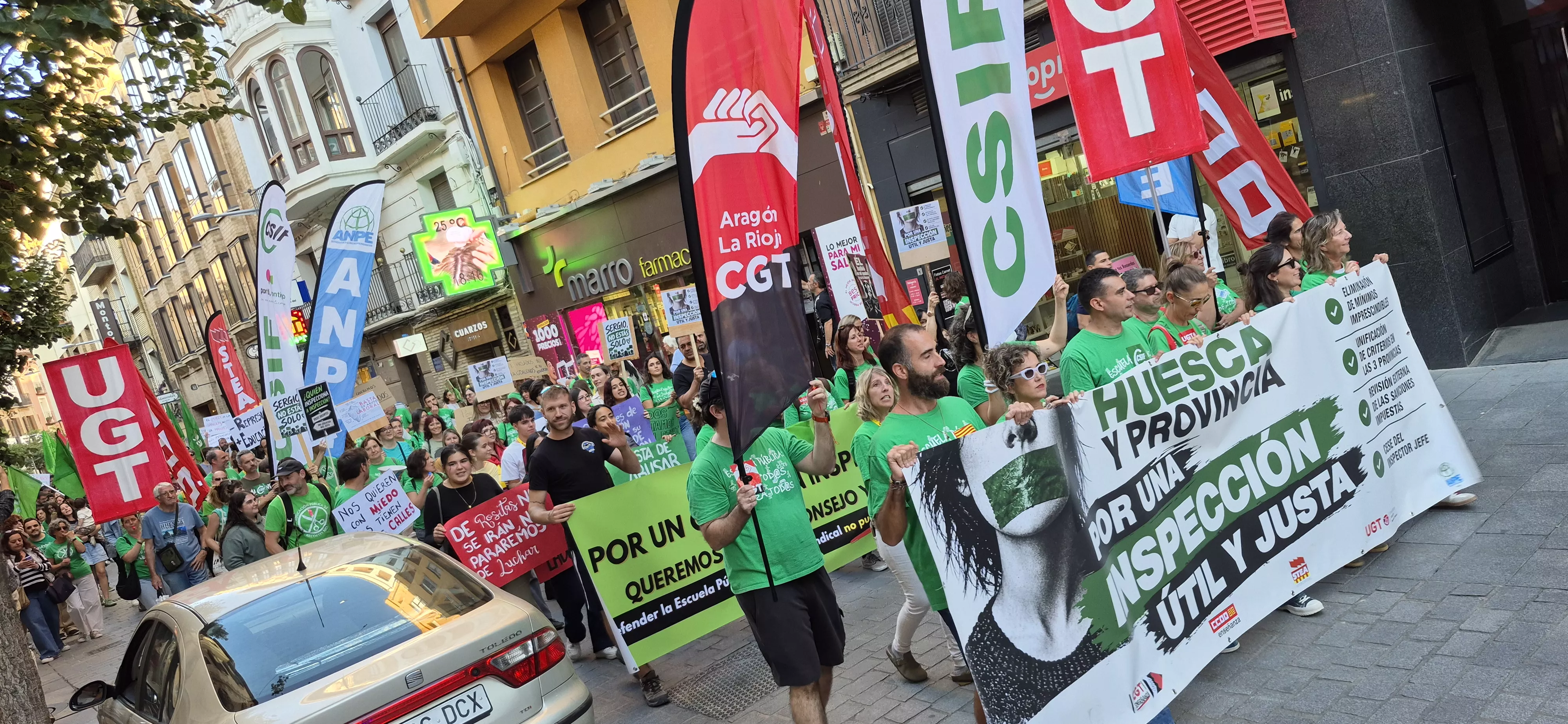 Manifestación de educación en Huesca. Foto Myriam Martínez
