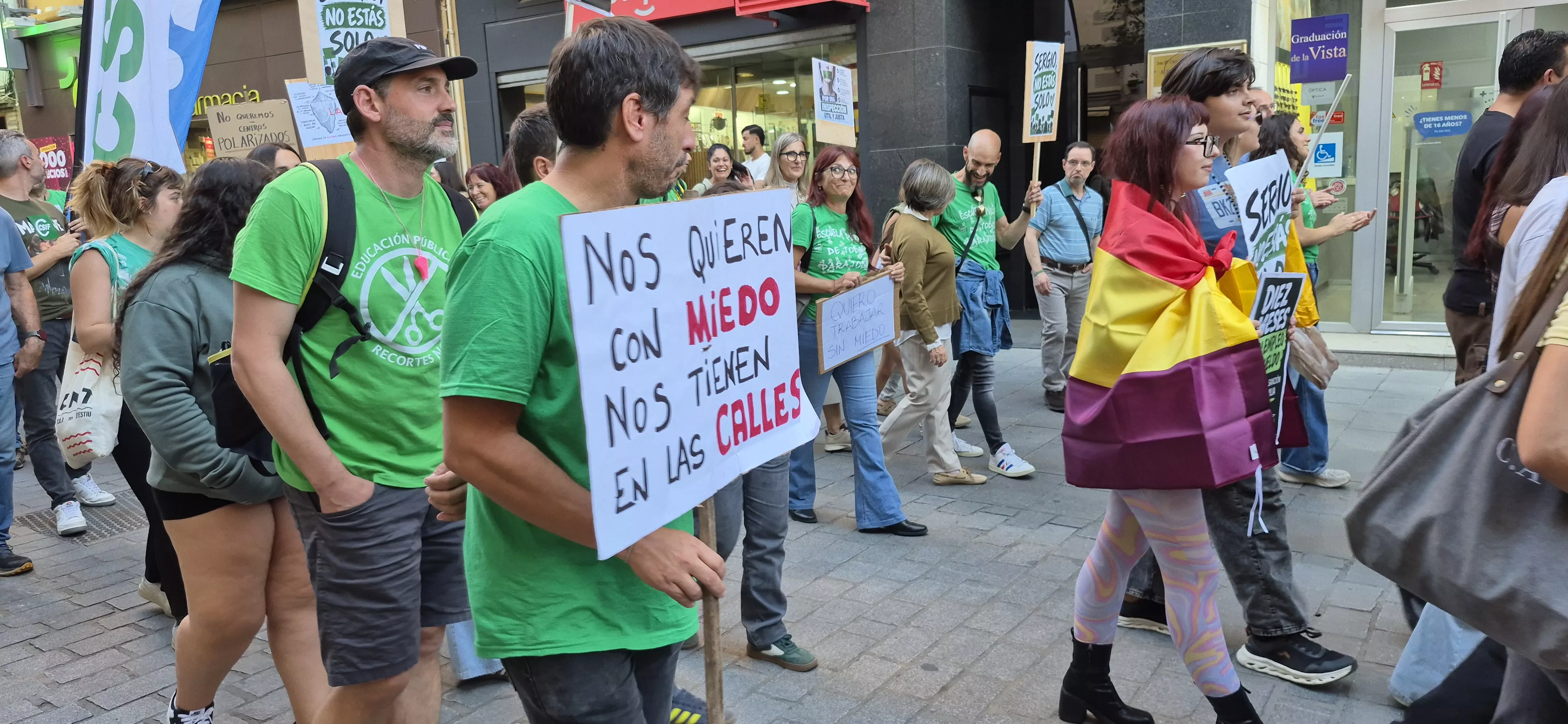 Manifestación de educación en Huesca. Foto Myriam Martínez