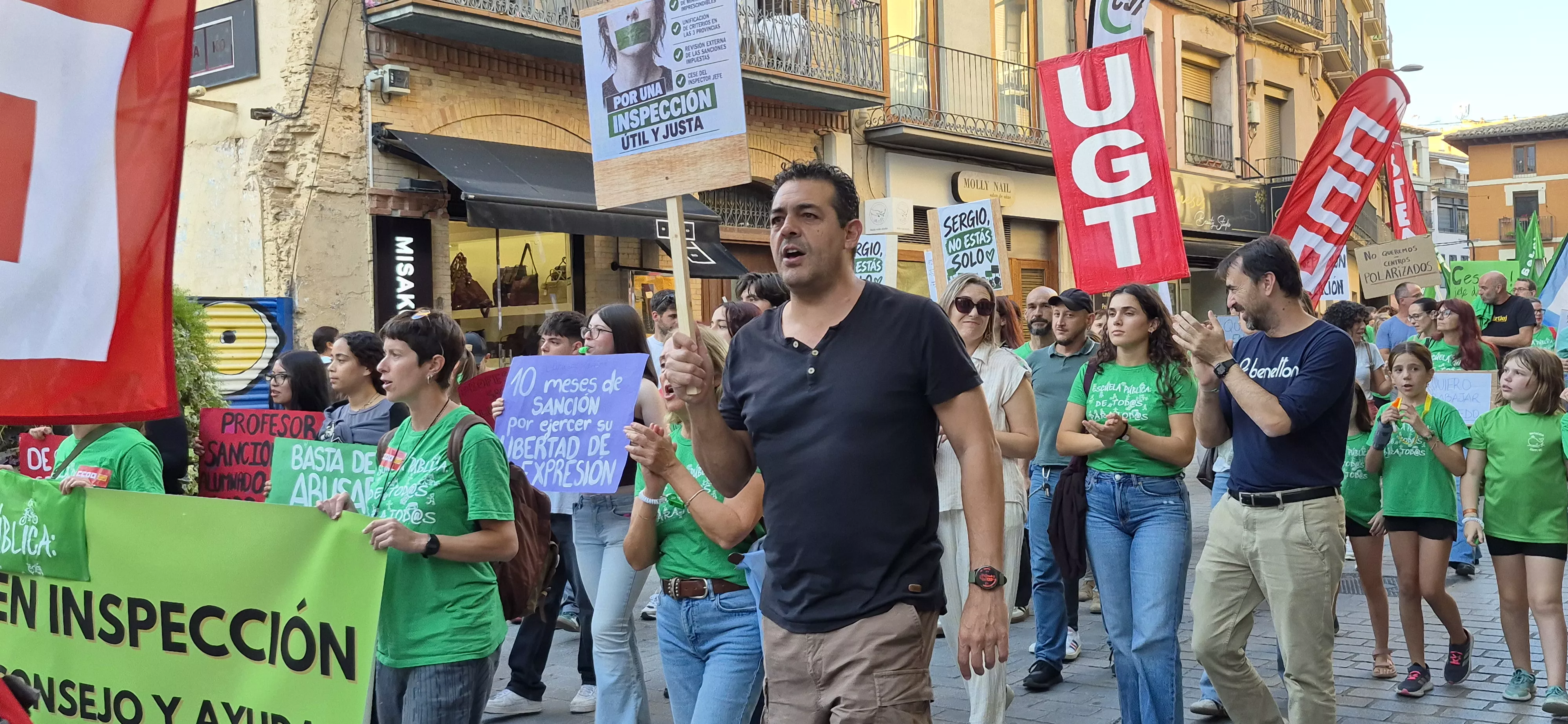 Manifestación de educación en Huesca. Foto Myriam Martínez