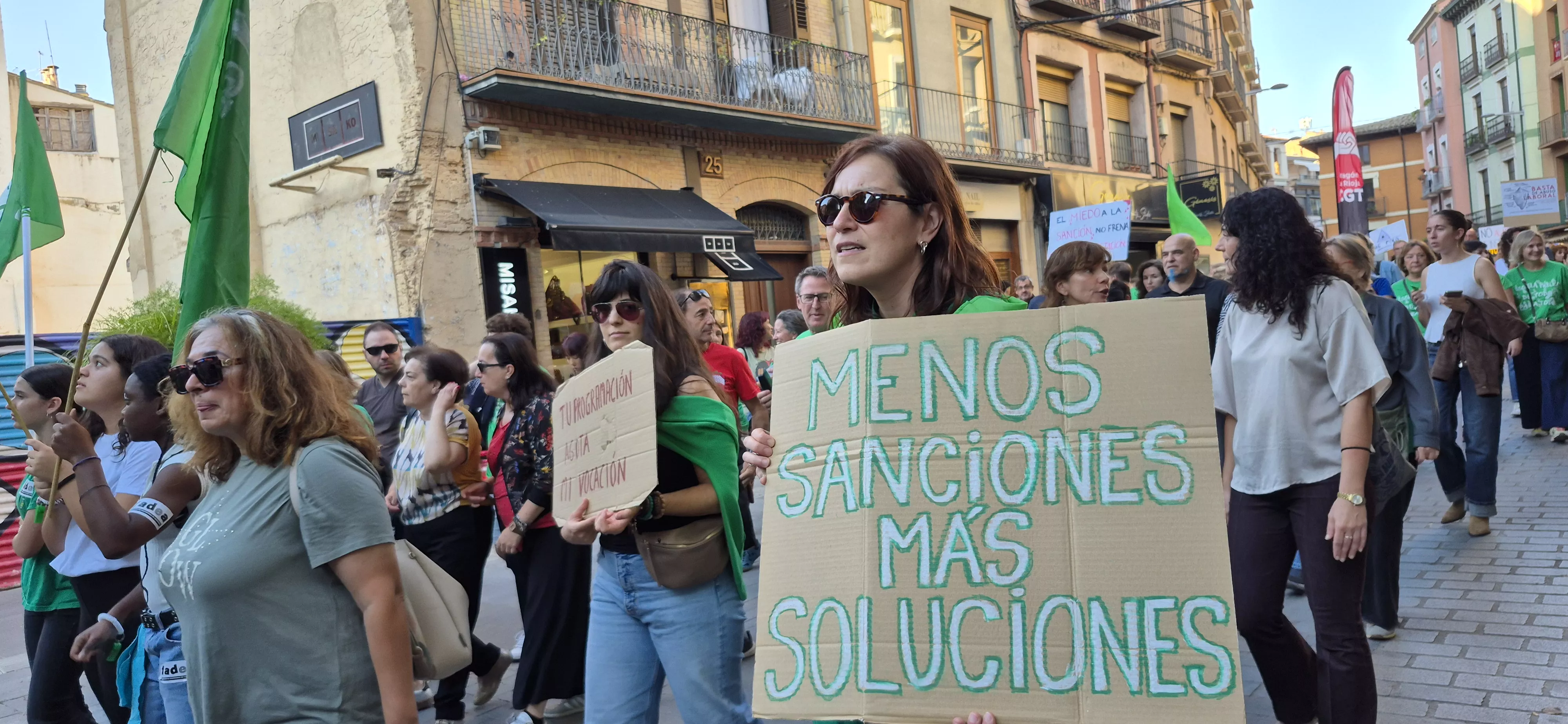 Manifestación de educación en Huesca. Foto Myriam Martínez