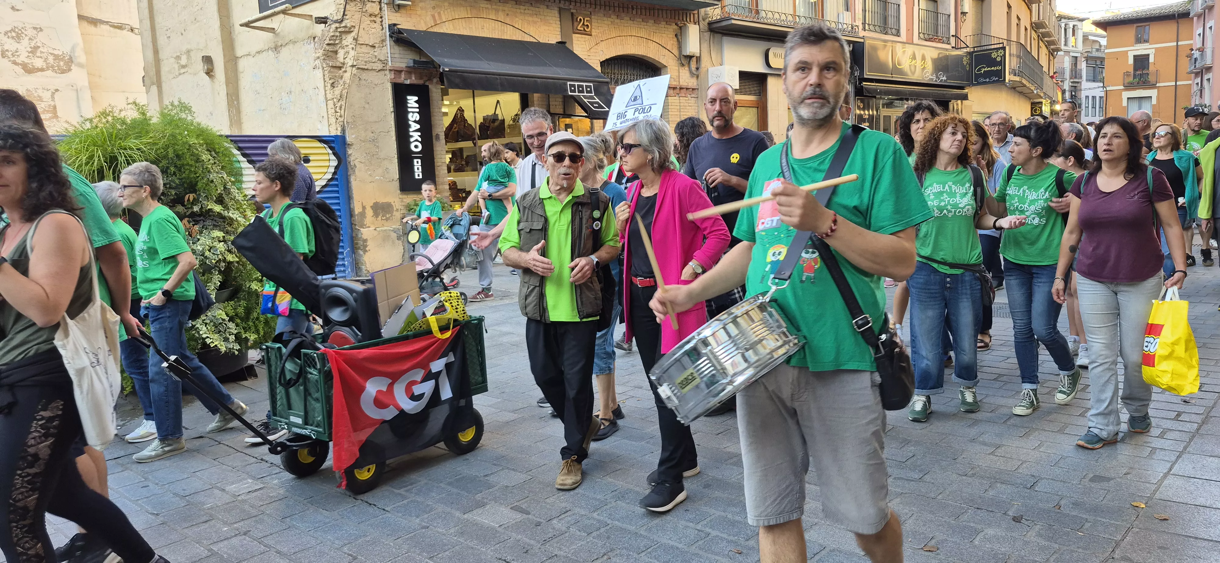 Manifestación de educación en Huesca. Foto Myriam Martínez
