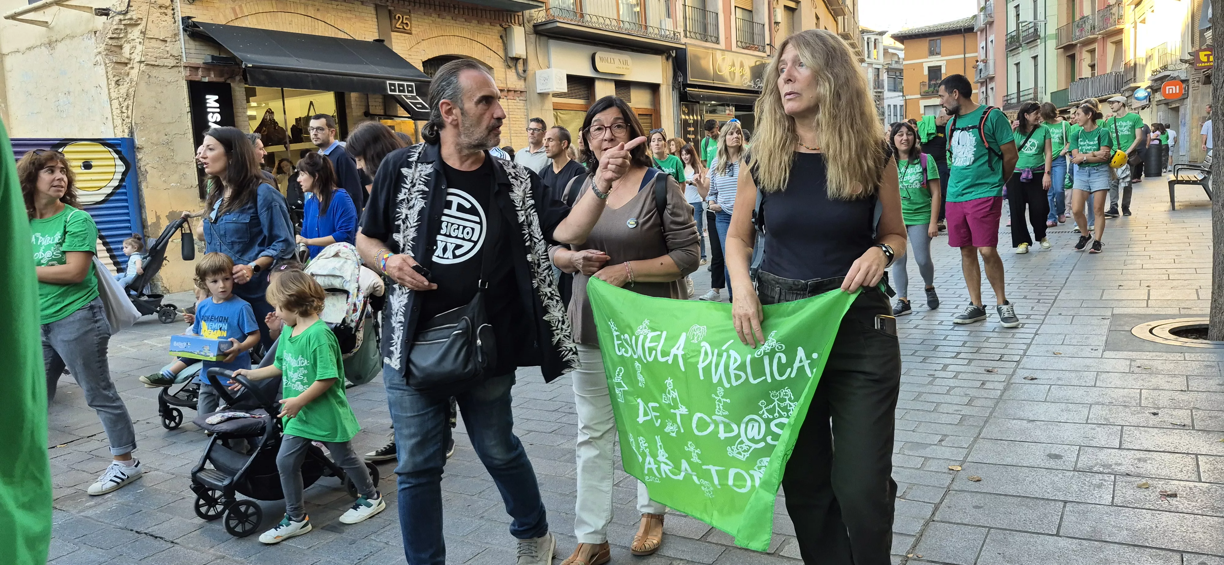 Manifestación de educación en Huesca. Foto Myriam Martínez