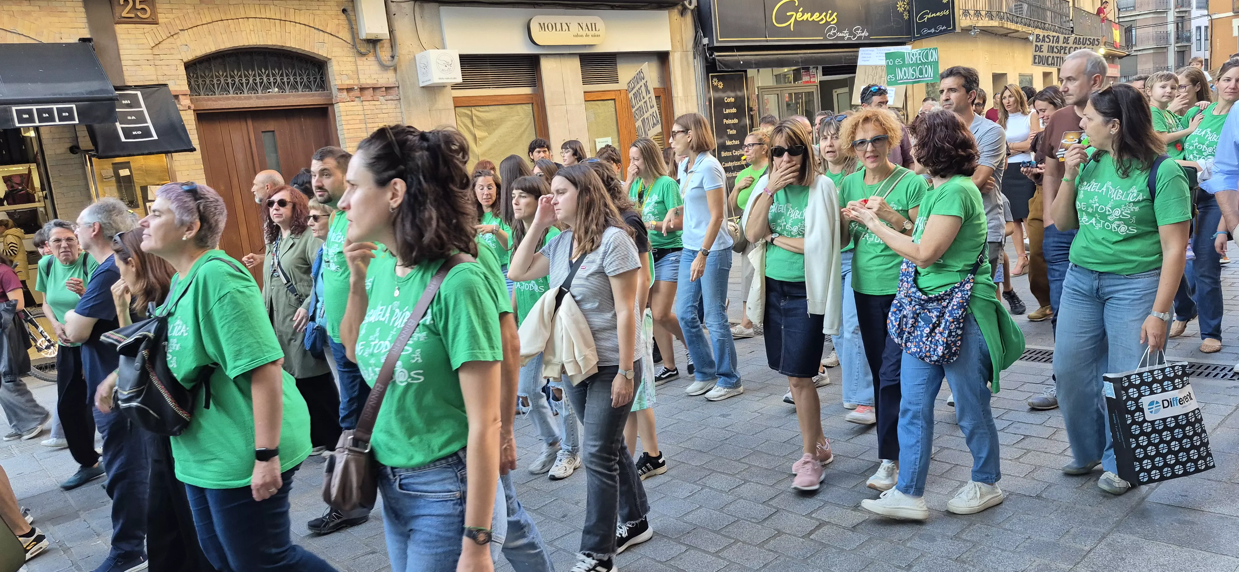 Manifestación de educación en Huesca. Foto Myriam Martínez