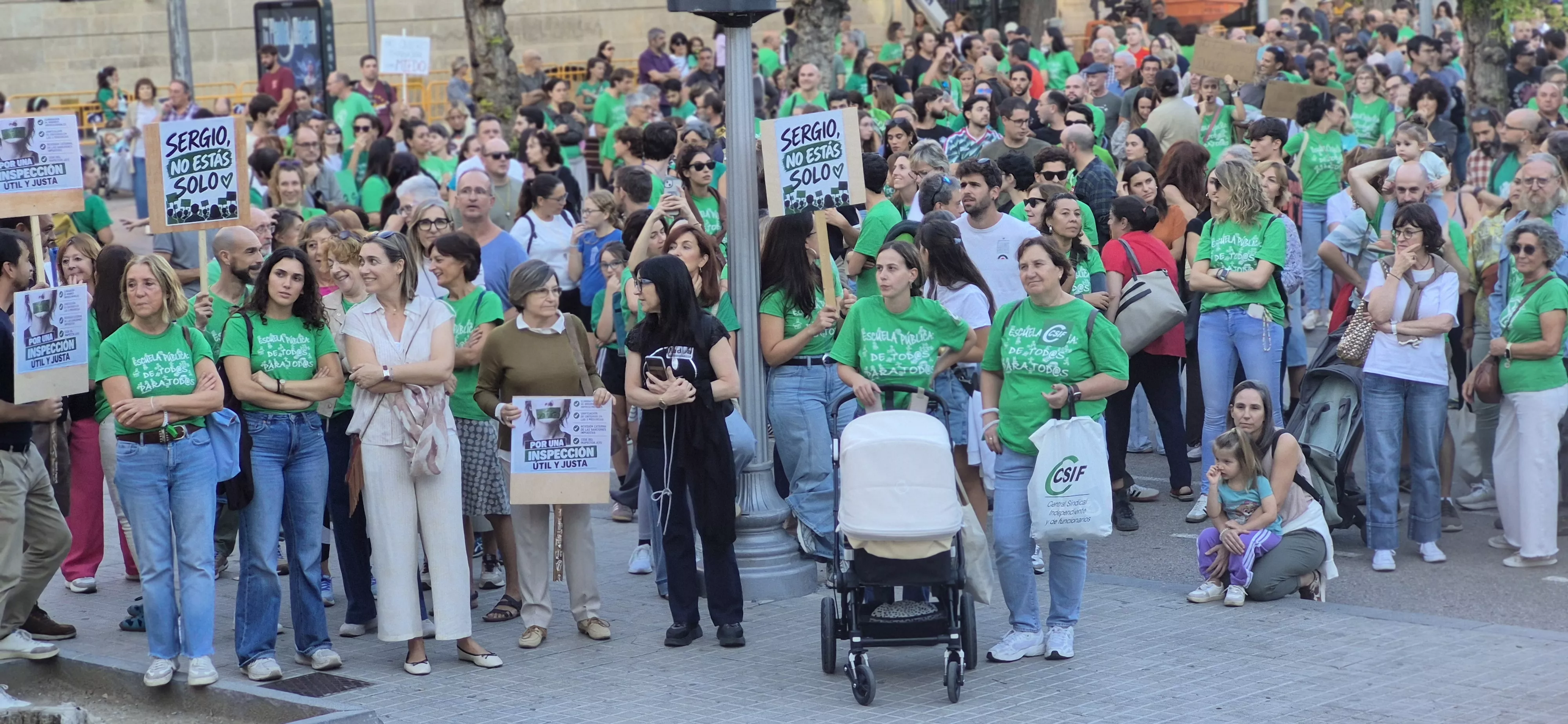 Manifestación de educación en Huesca. Foto Myriam Martínez