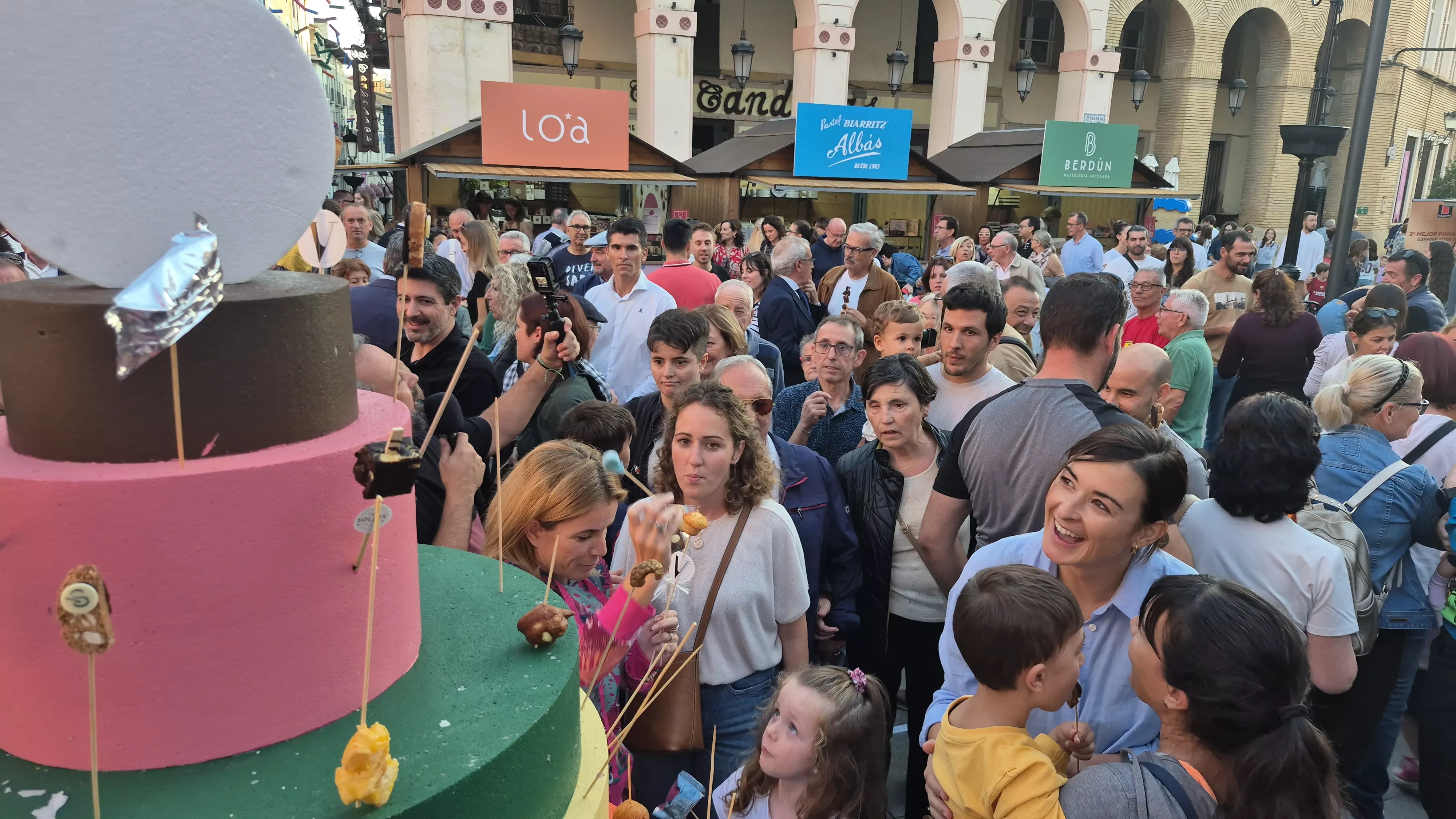 Inauguración de la feria Huesca es dulce. Foto Myriam Martínez