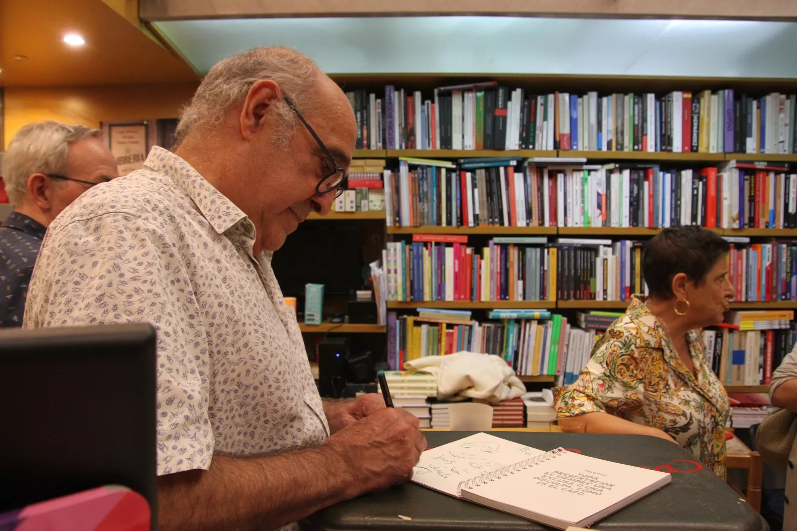 Presentación del libro 77 Gregerías o chilindrinas coloreadas de Paco Paricio. Foto Carlos Neofato