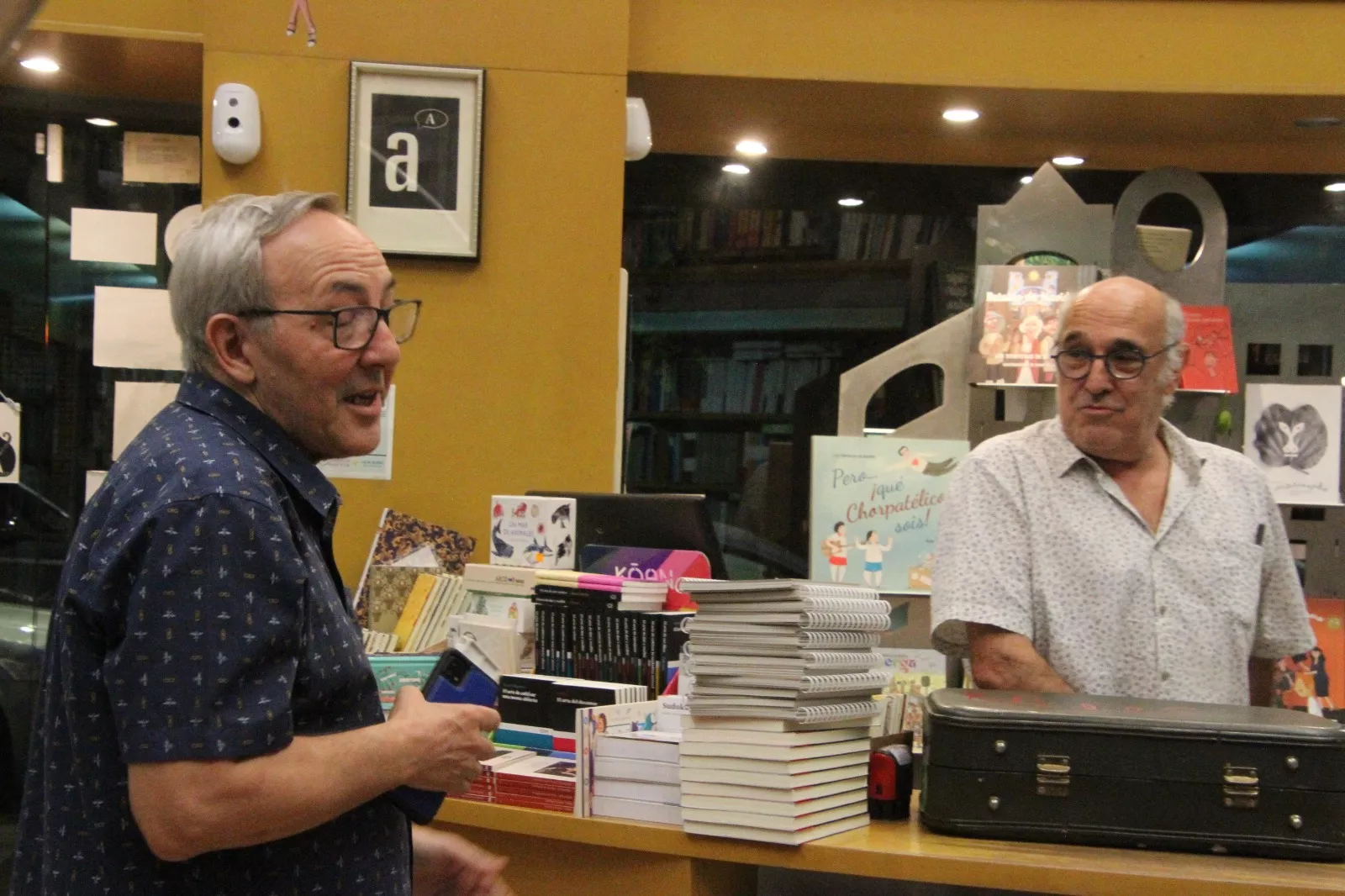 Presentación del libro 77 Gregerías o chilindrinas coloreadas de Paco Paricio. Foto Carlos Neofato