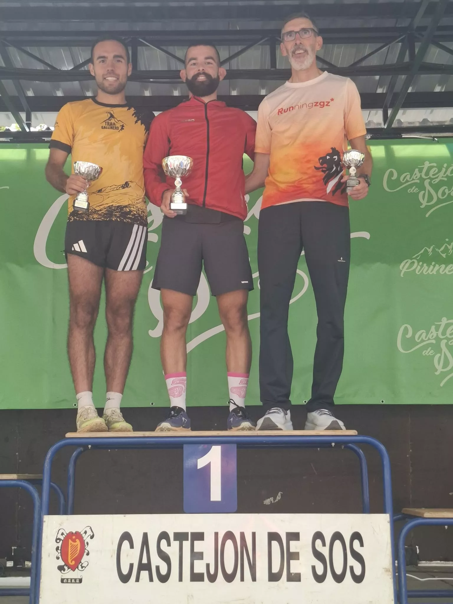 Cross de Castejón de Sos 2026. Podio masculino absoluto.