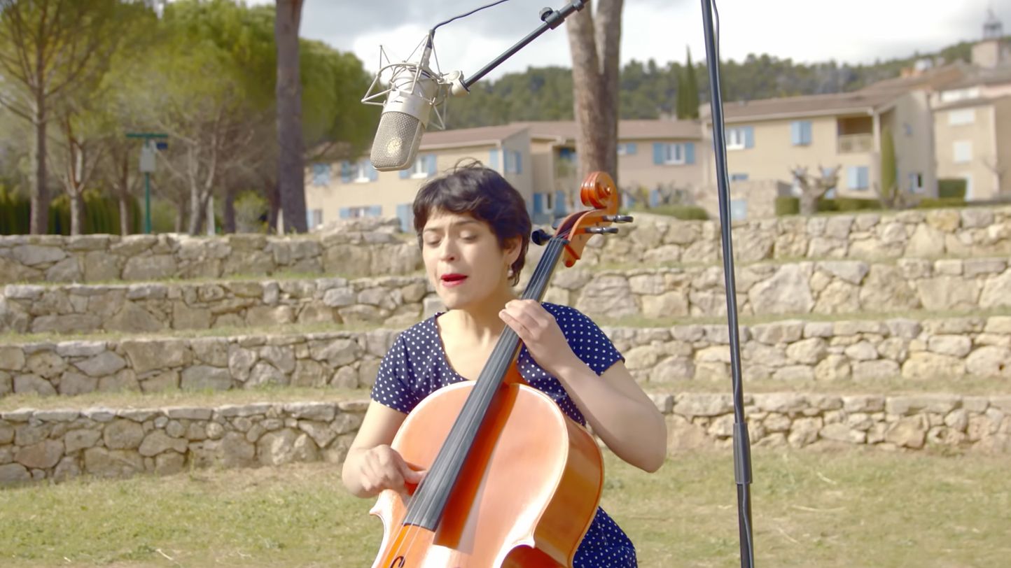 Ana Carla Maza: de Cuba a Jaca pasando por París. Ana Carla Maza: de Cuba a Jaca pasando por París.