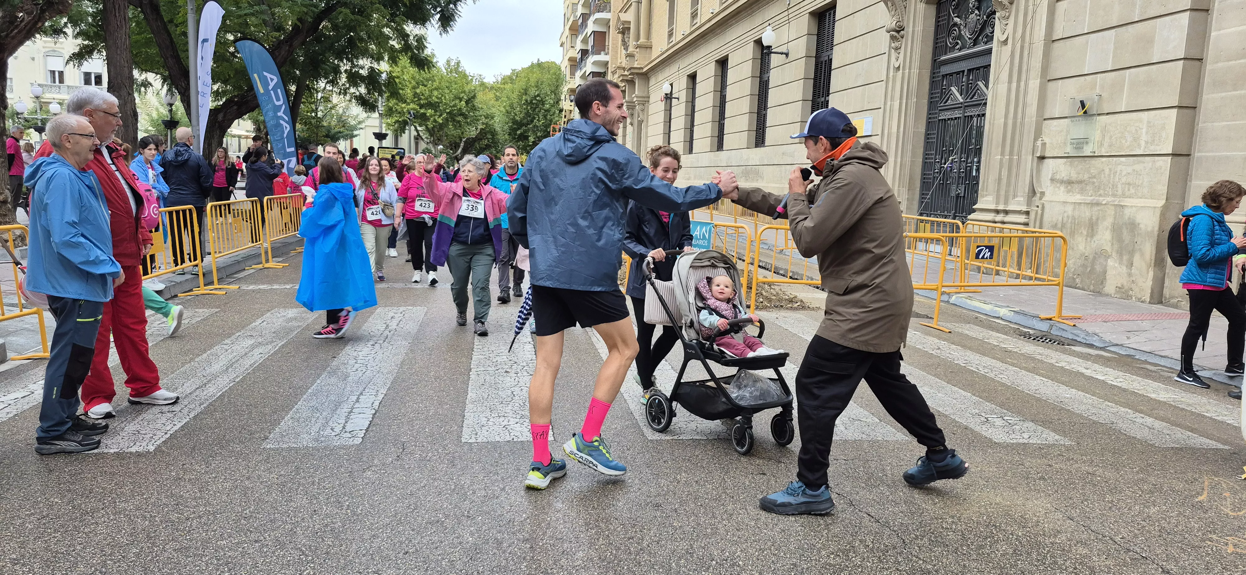 XII Carrera contra el cáncer de Huesca. Foto Myriam Martínez
