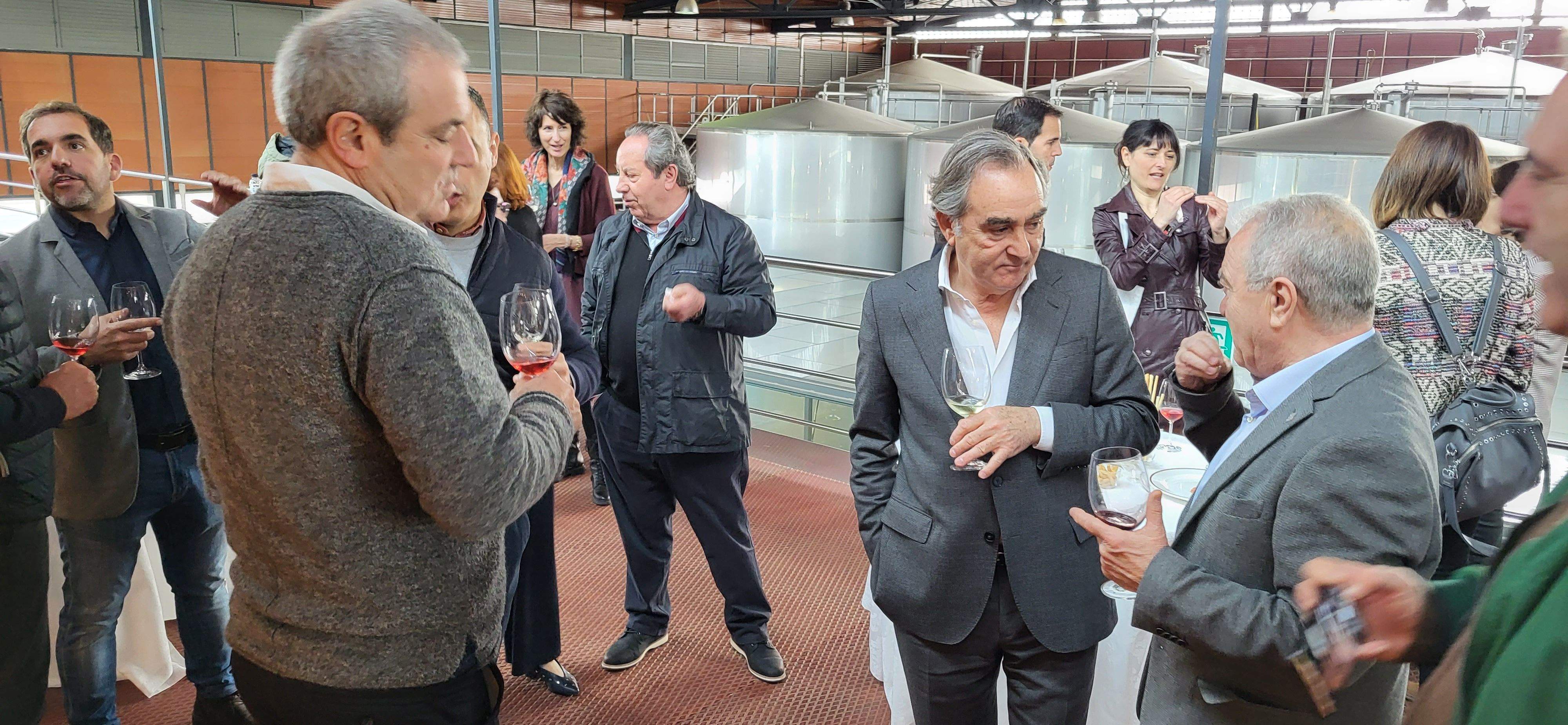 Inauguración de La Dualidad Poética en Enate. Foto Myriam Martínez