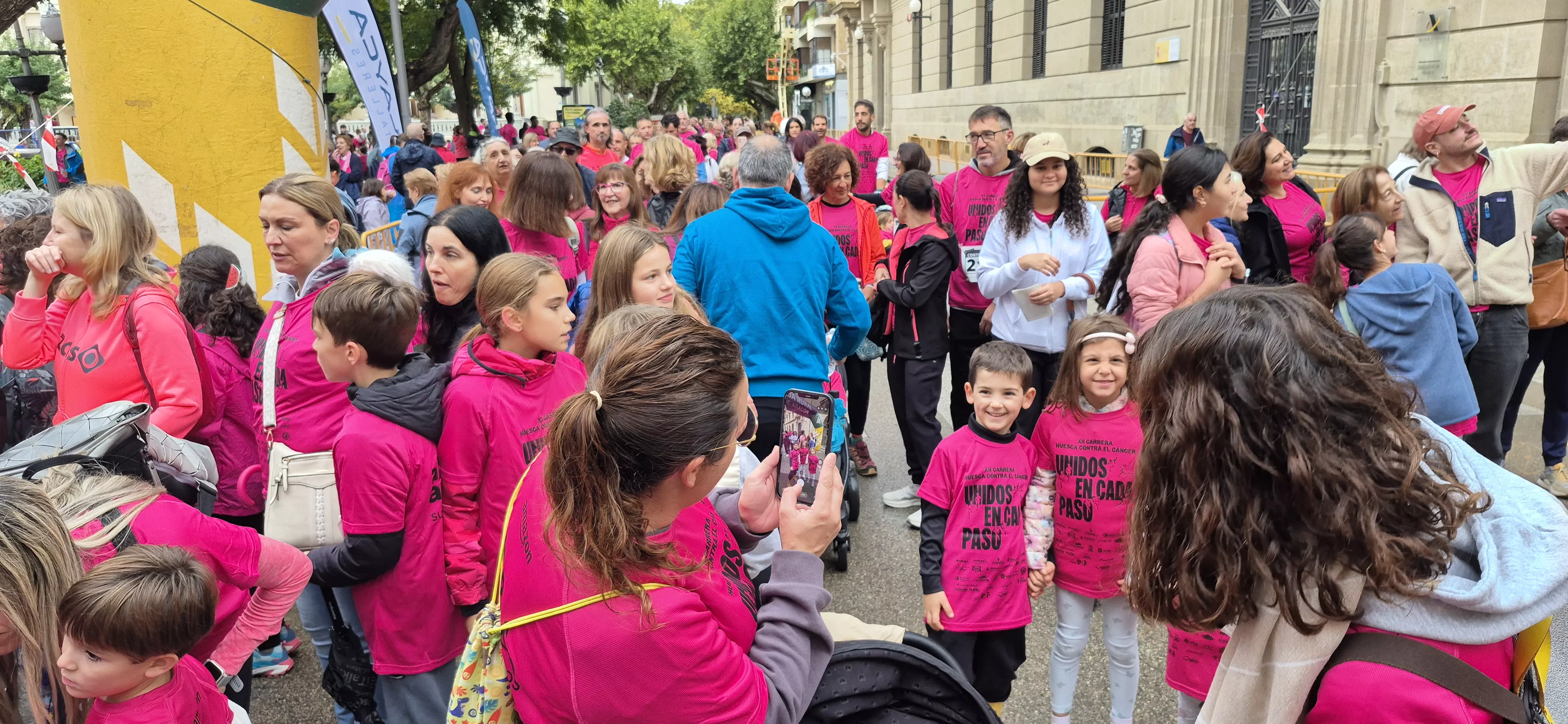XII Carrera contra el cáncer de Huesca. Foto Myriam Martínez