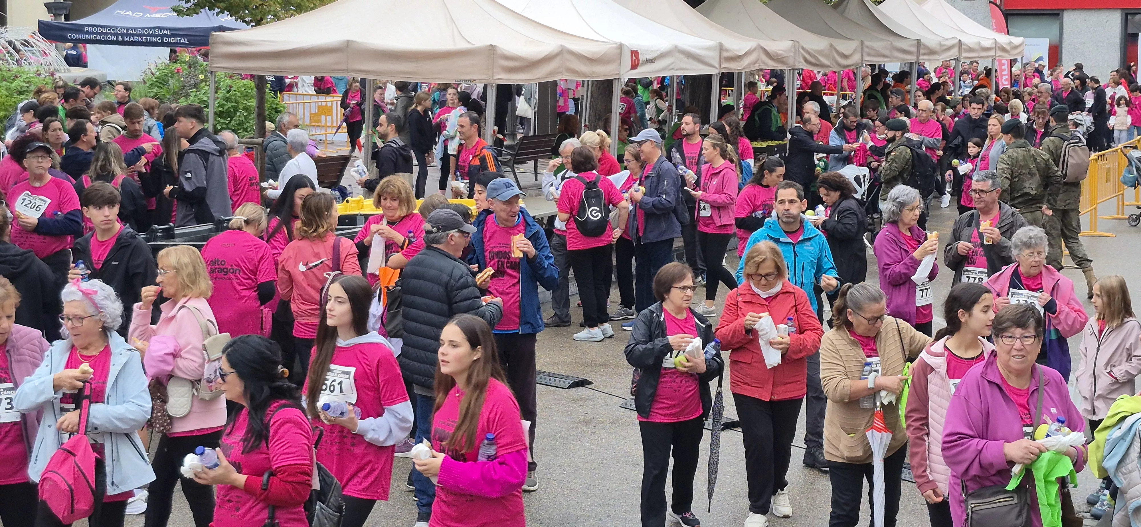 XII Carrera contra el cáncer de Huesca. Foto Myriam Martínez