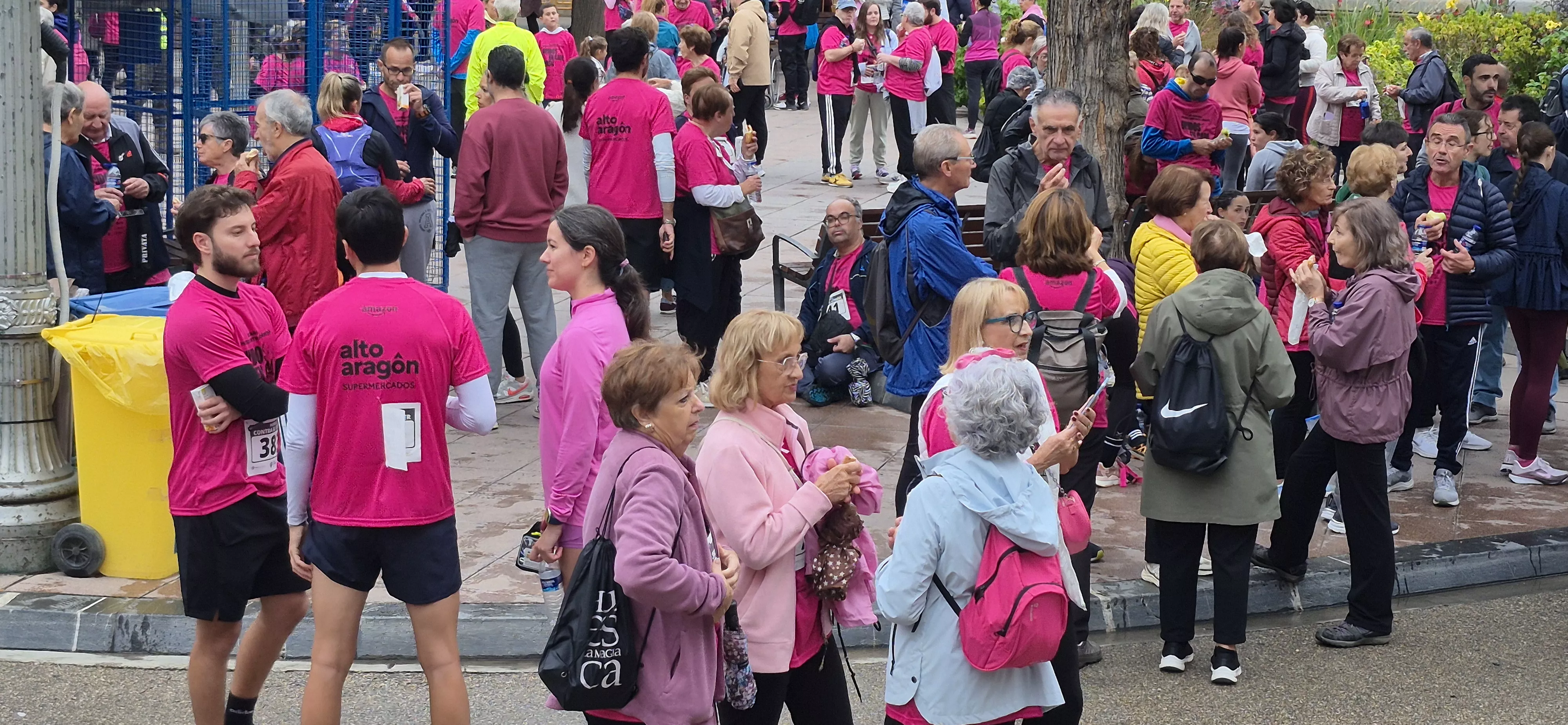 XII Carrera contra el cáncer de Huesca. Foto Myriam Martínez