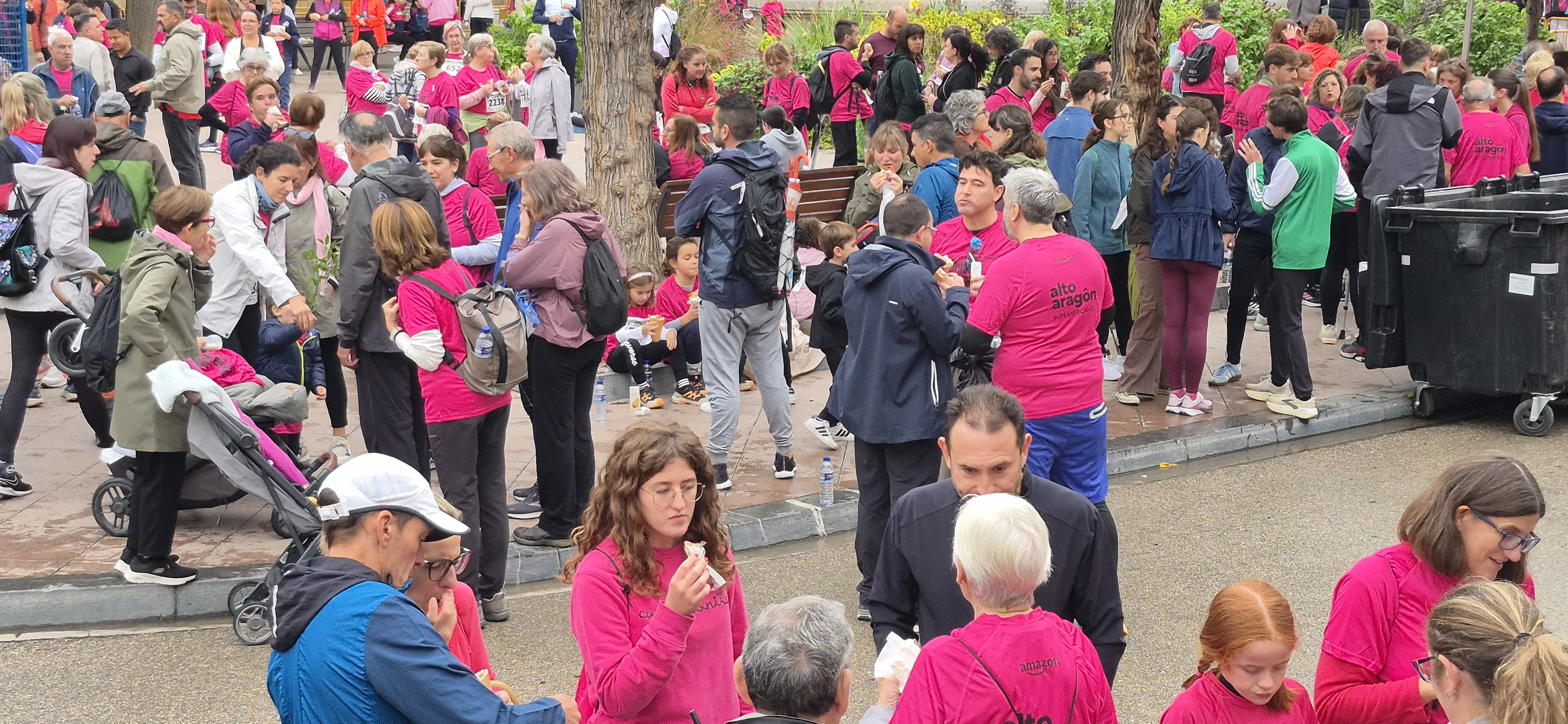 XII Carrera contra el cáncer de Huesca. Foto Myriam Martínez