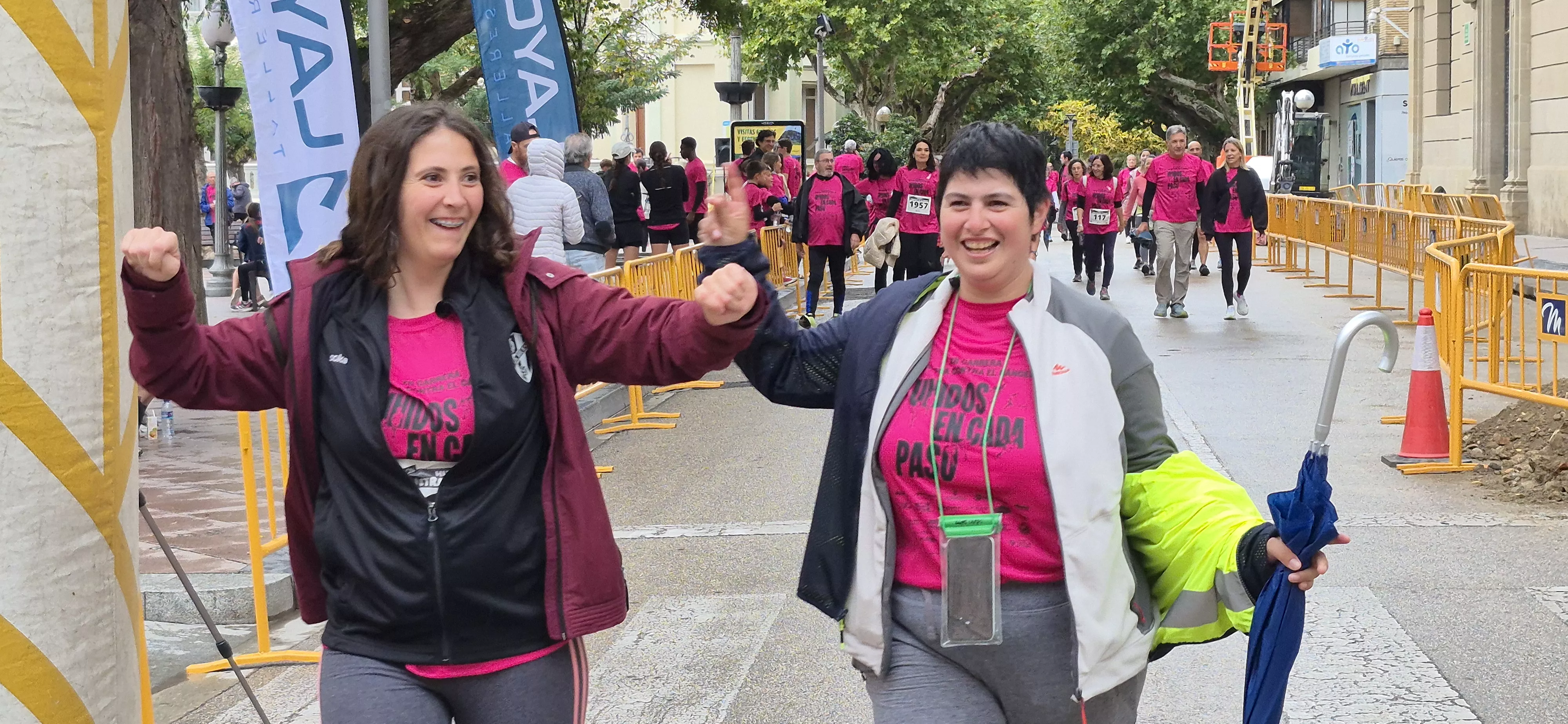 XII Carrera contra el cáncer de Huesca. Foto Myriam Martínez