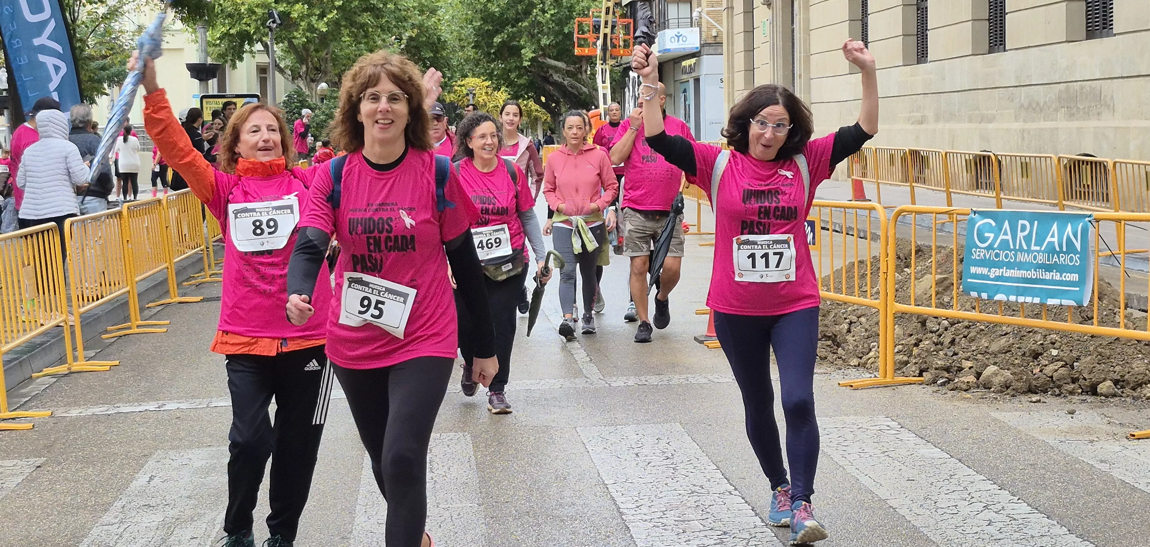 XII Carrera contra el cáncer de Huesca. Foto Myriam Martínez
