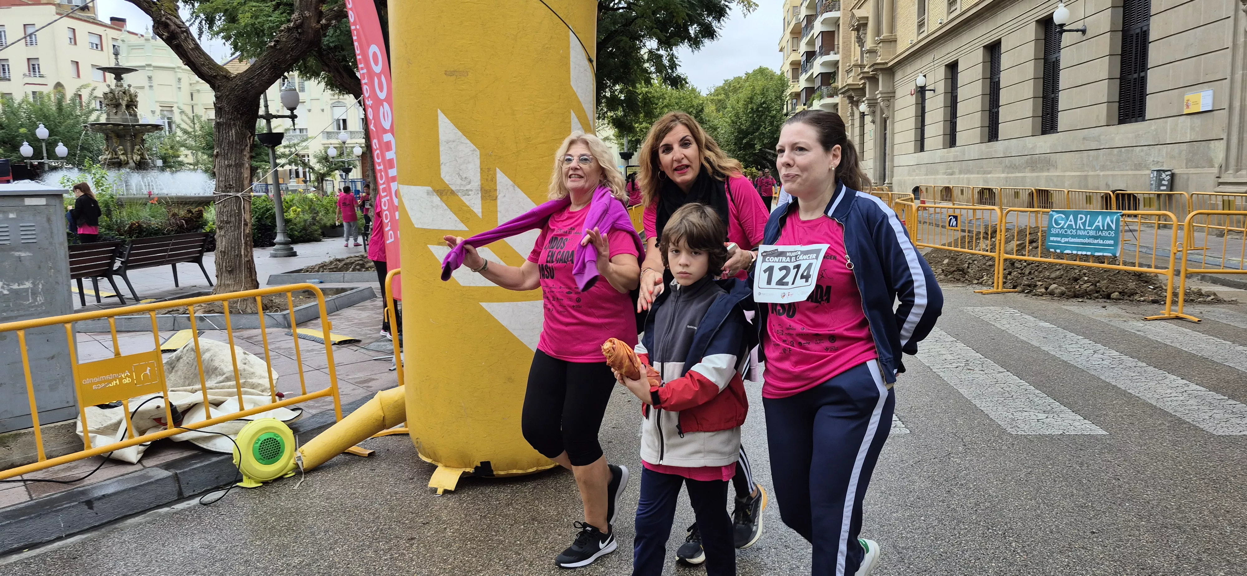 XII Carrera contra el cáncer de Huesca. Foto Myriam Martínez
