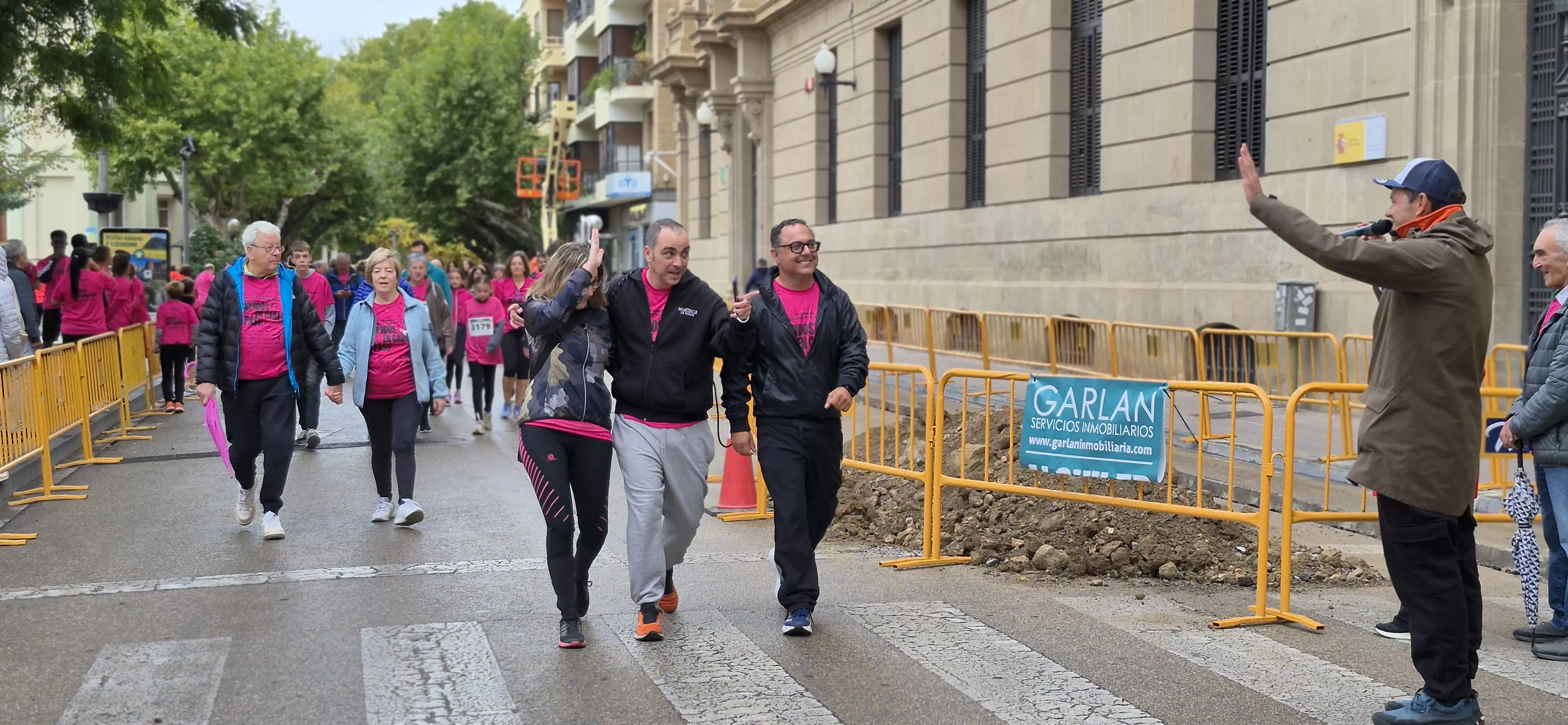XII Carrera contra el cáncer de Huesca. Foto Myriam Martínez