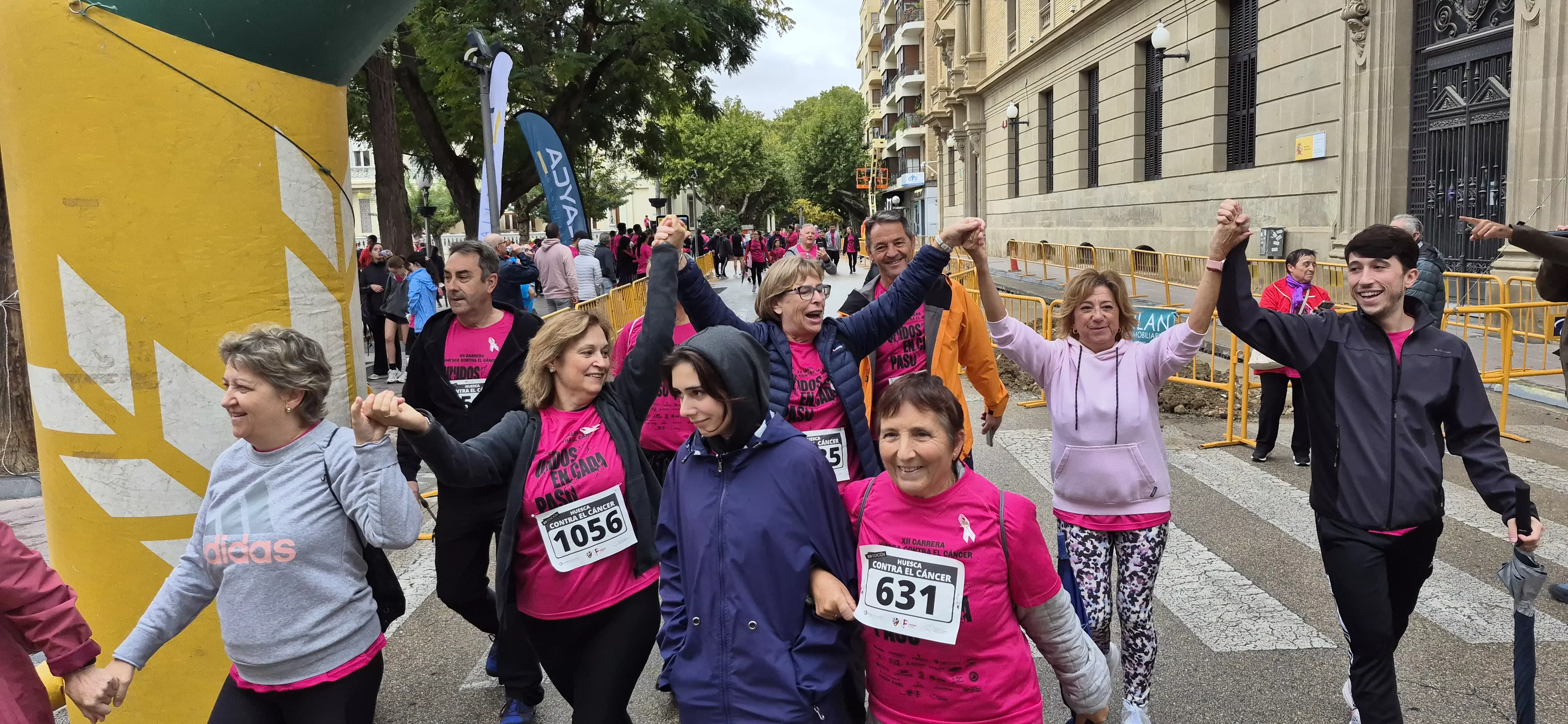 XII Carrera contra el cáncer de Huesca. Foto Myriam Martínez