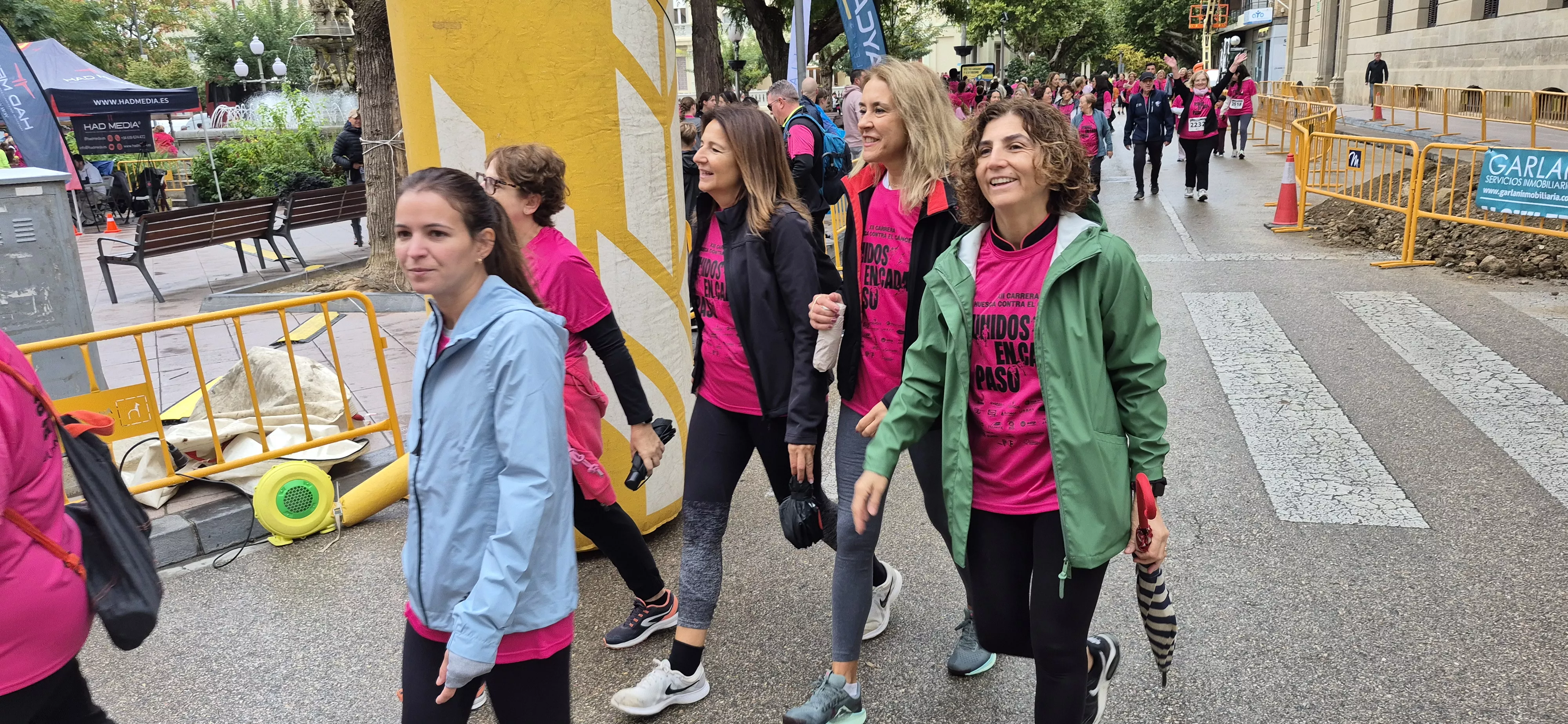 XII Carrera contra el cáncer de Huesca. Foto Myriam Martínez