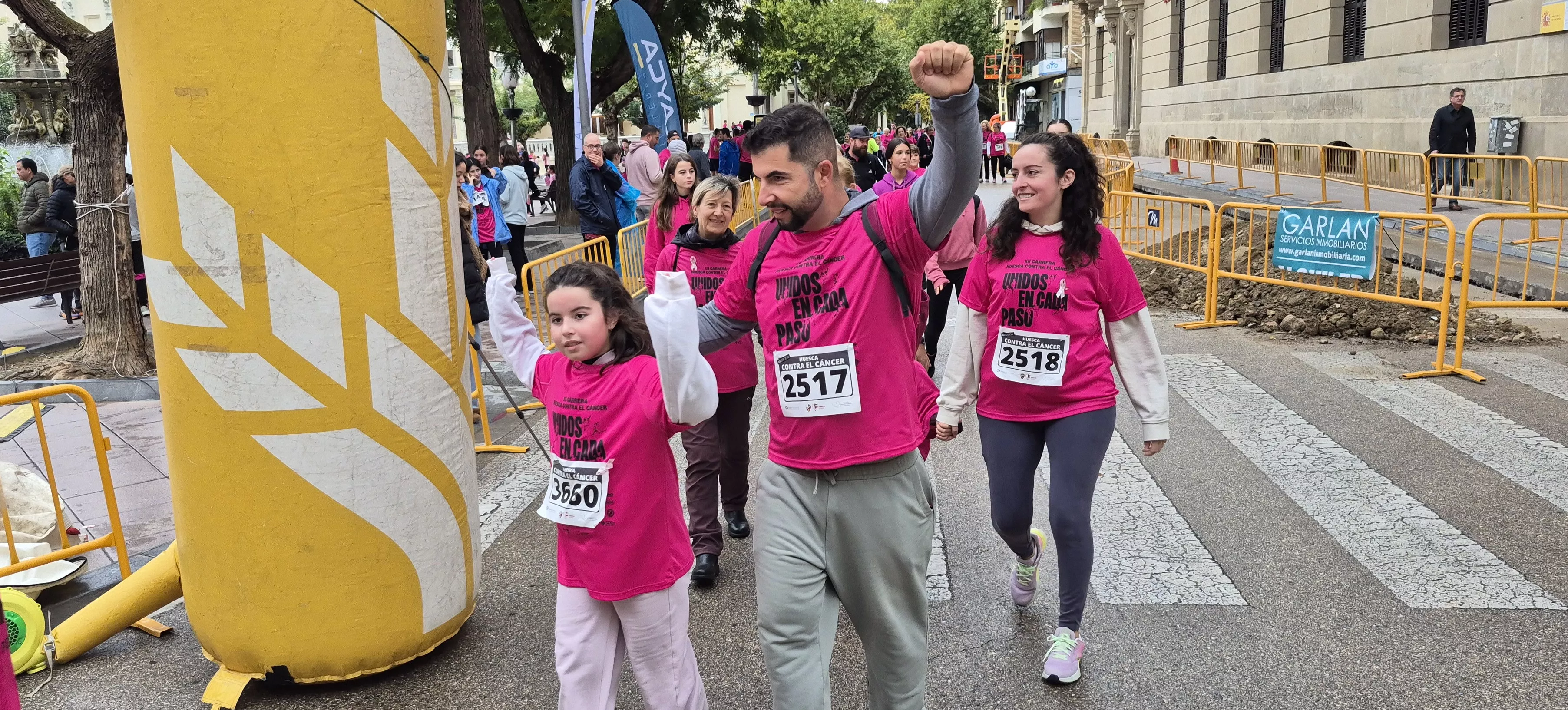 XII Carrera contra el cáncer de Huesca. Foto Myriam Martínez