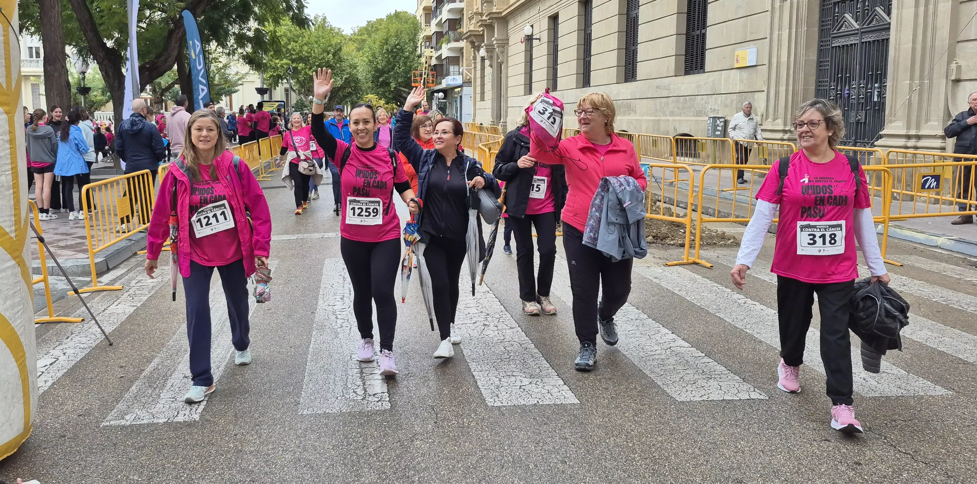 XII Carrera contra el cáncer de Huesca. Foto Myriam Martínez