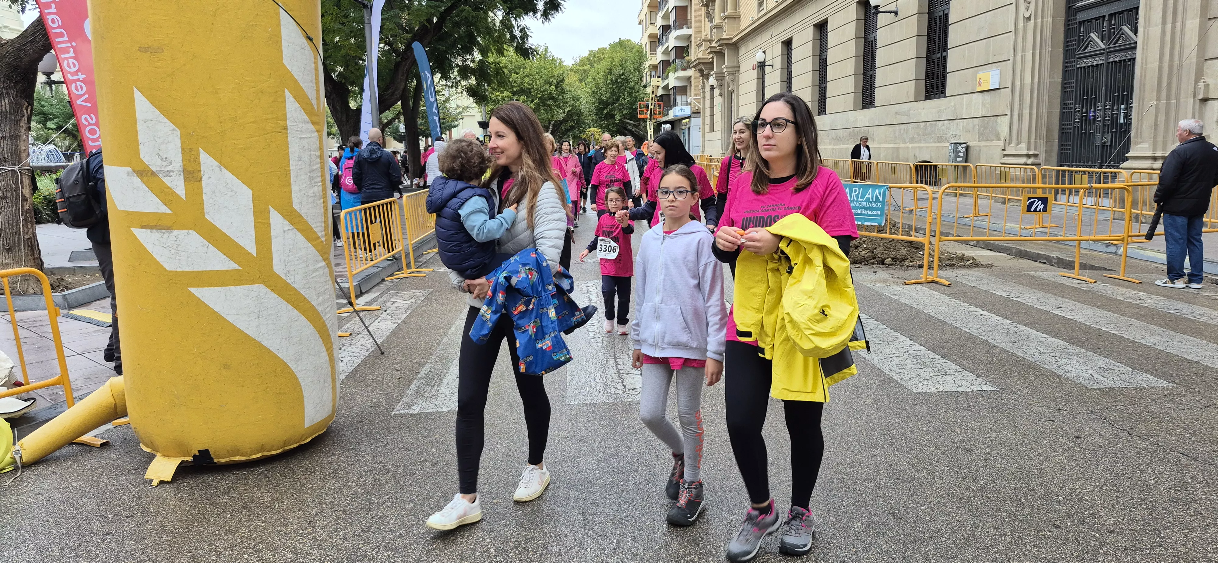 XII Carrera contra el cáncer de Huesca. Foto Myriam Martínez