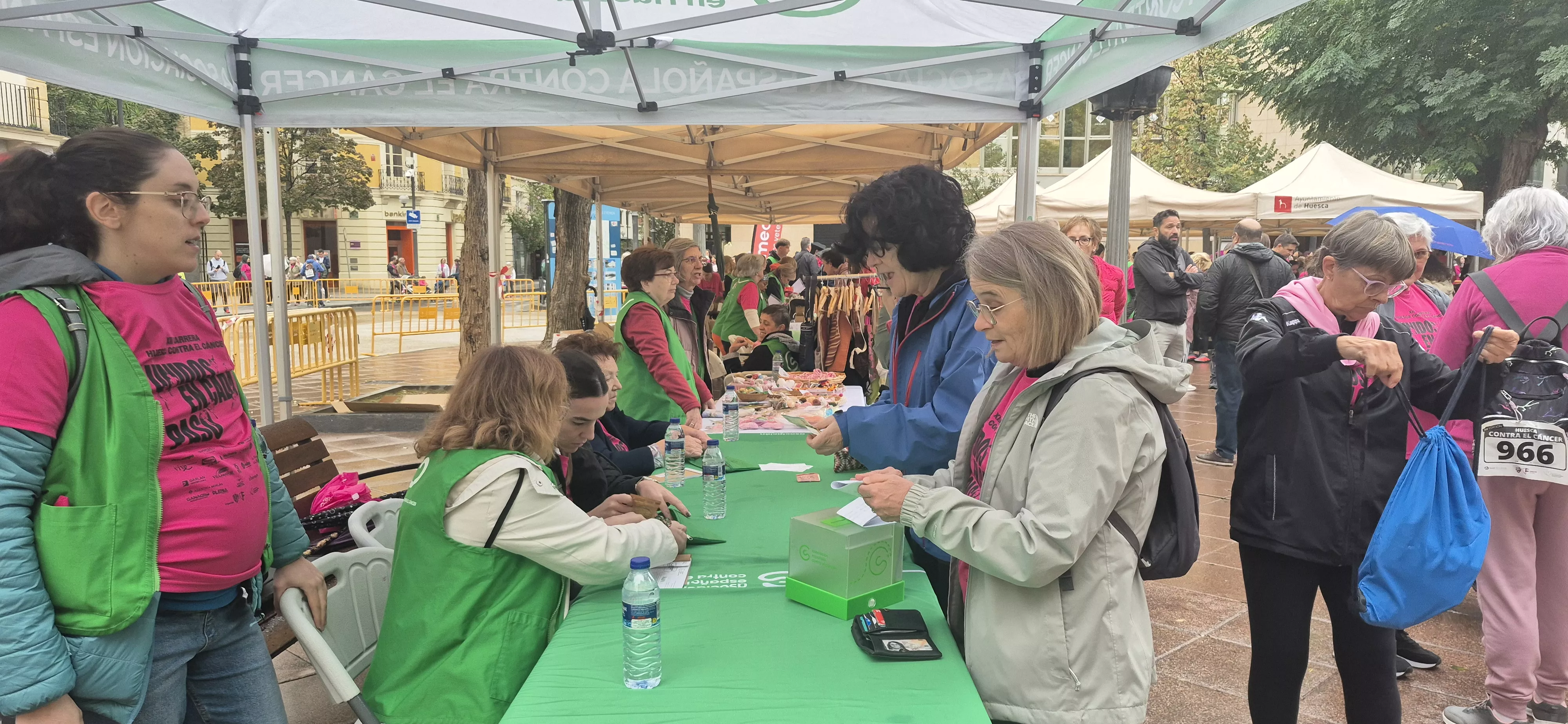 XII Carrera contra el cáncer de Huesca. Foto Myriam Martínez
