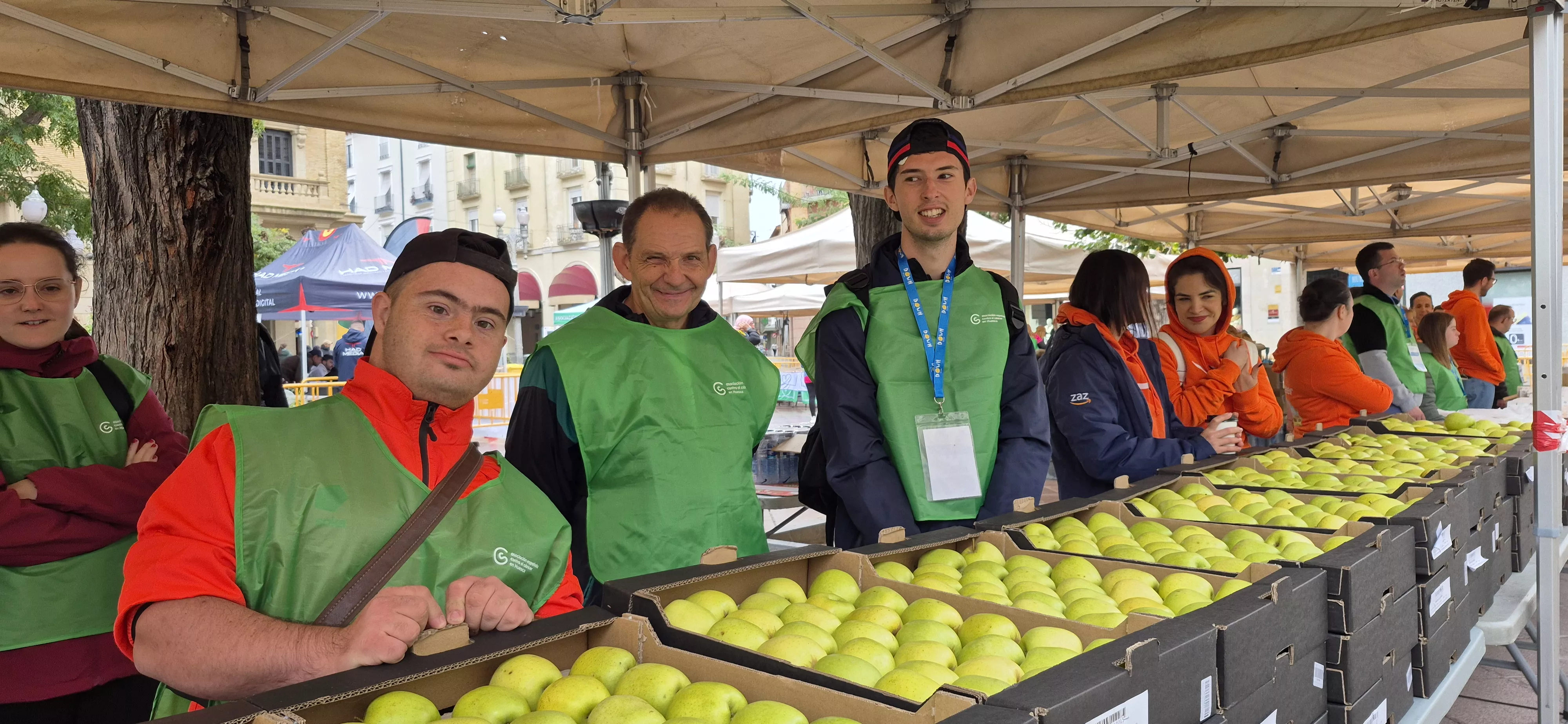 XII Carrera contra el cáncer de Huesca. Foto Myriam Martínez